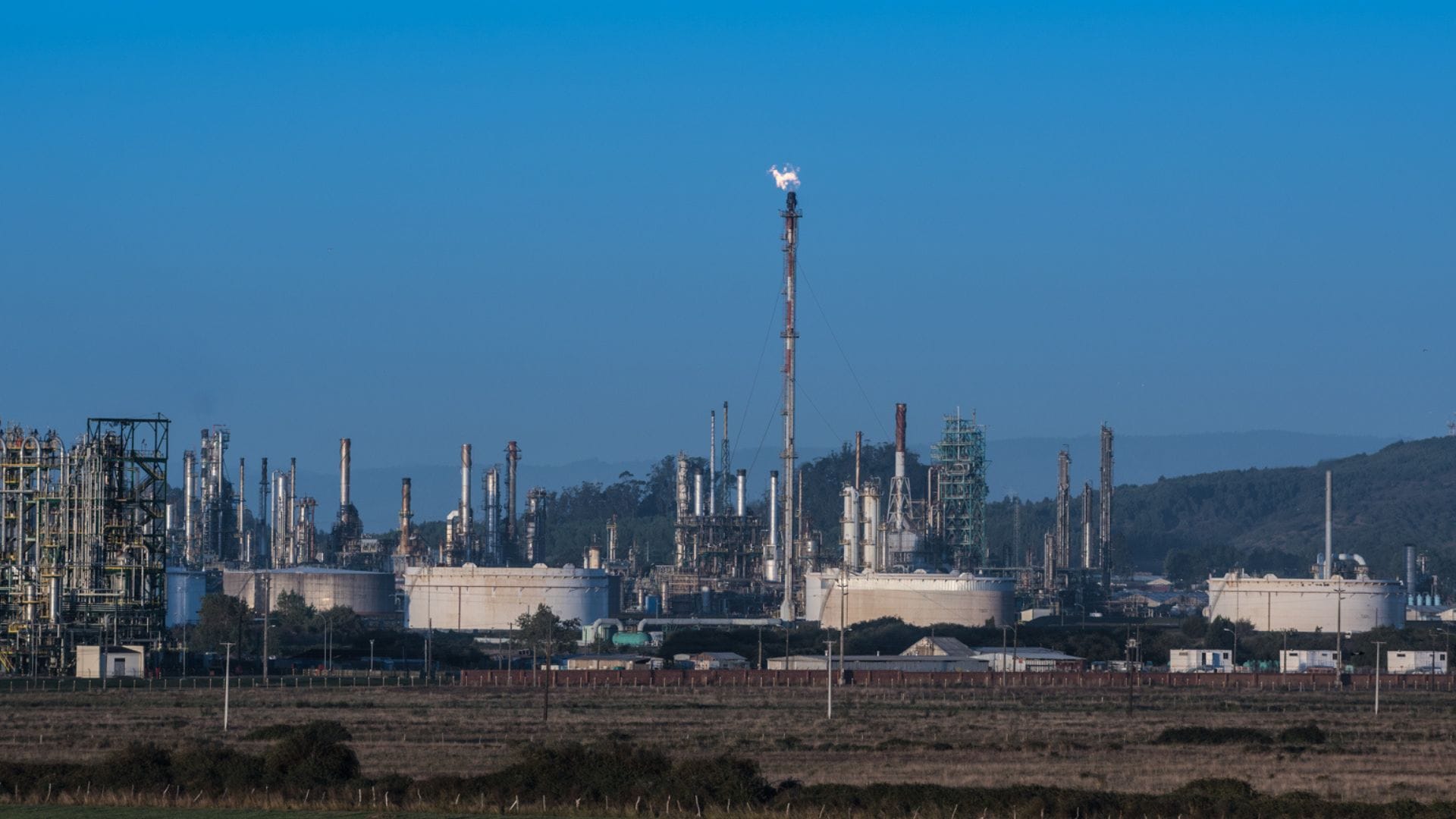 Enap inicia mantenimiento mayor en Refinería Bio bío: Buscan fortalecer seguridad y desempeño ambiental