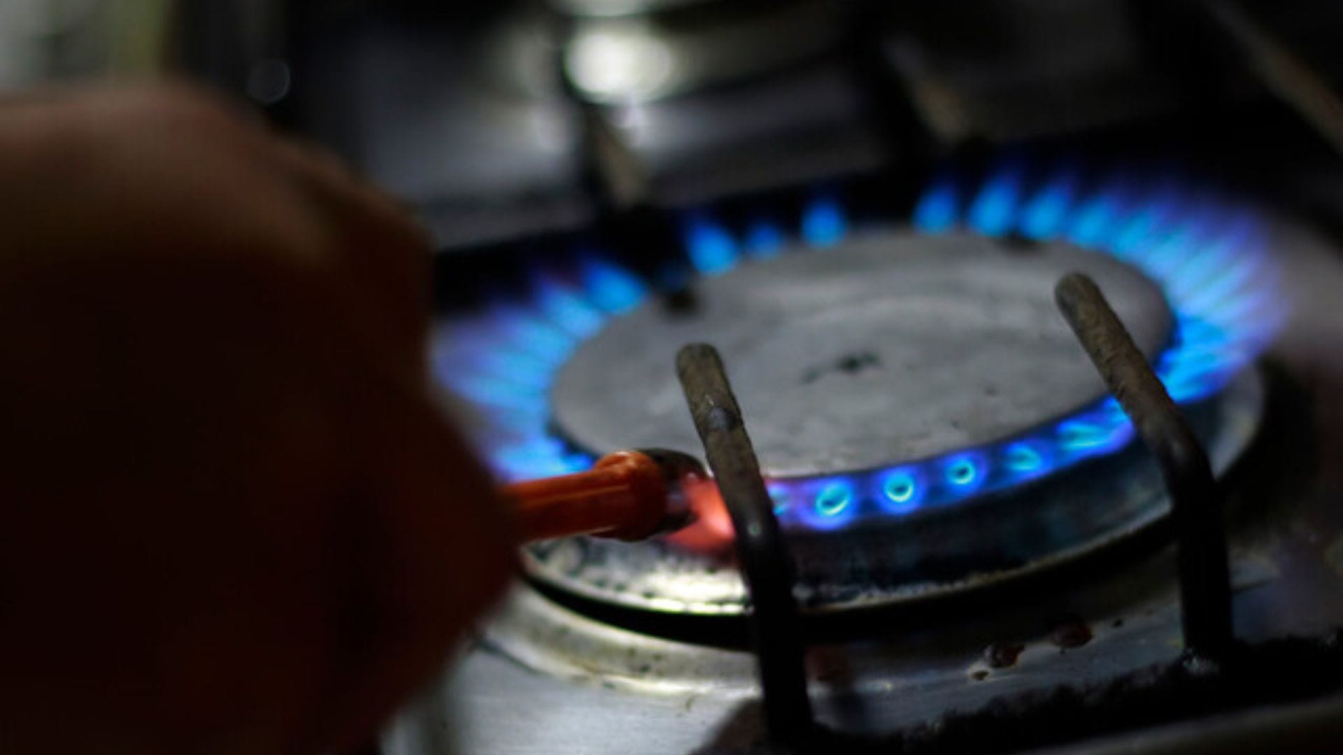 Firman convenio para obtener descuentos en compras de gas licuado en Concepción: ¿Cómo acceder al beneficio?