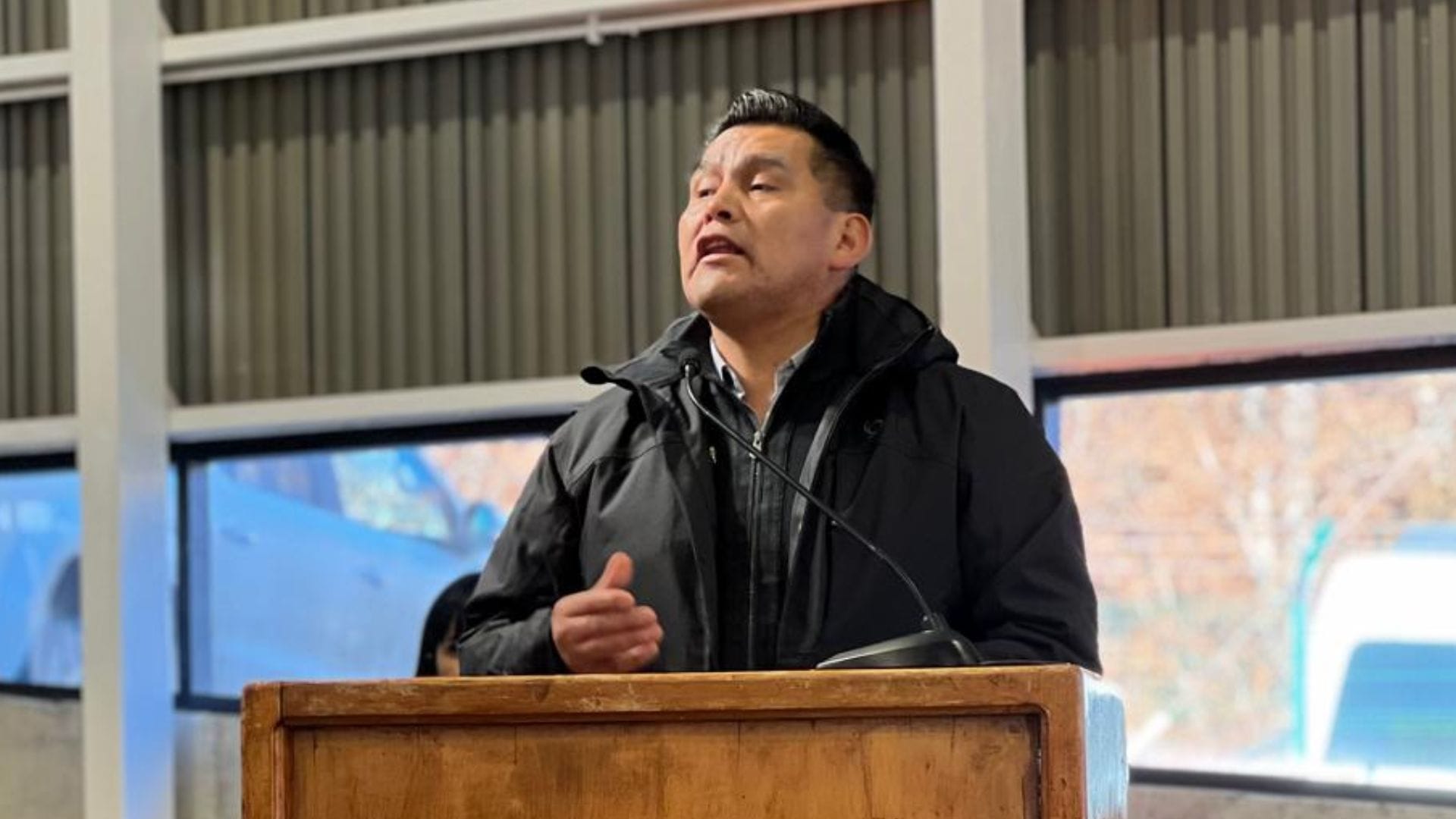 “El problema es que la institucionalidad hacia abajo no funciona”: Alcalde de Alto Biobío insiste en abandono de la comuna a casi un año de los temporales