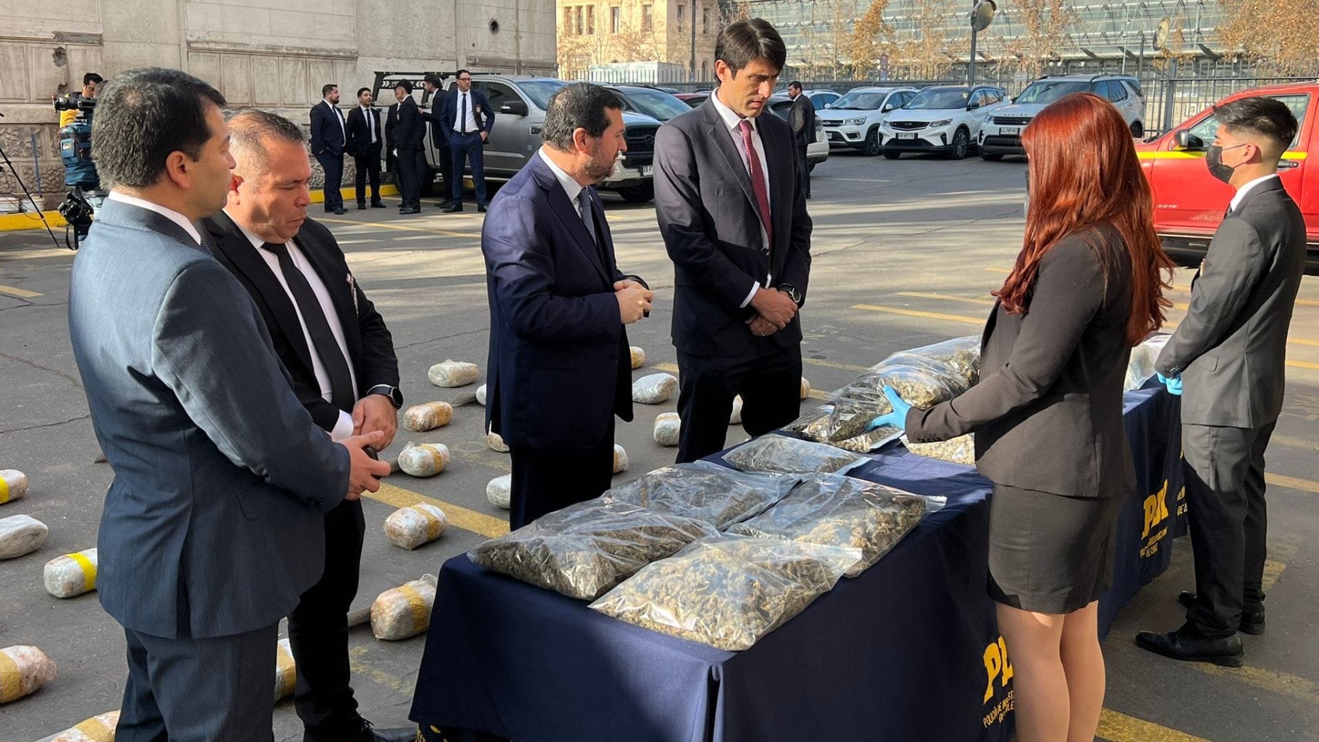Incautan 60 kilos de marihuana en la Región Metropolitana: Droga era vendida a domicilio