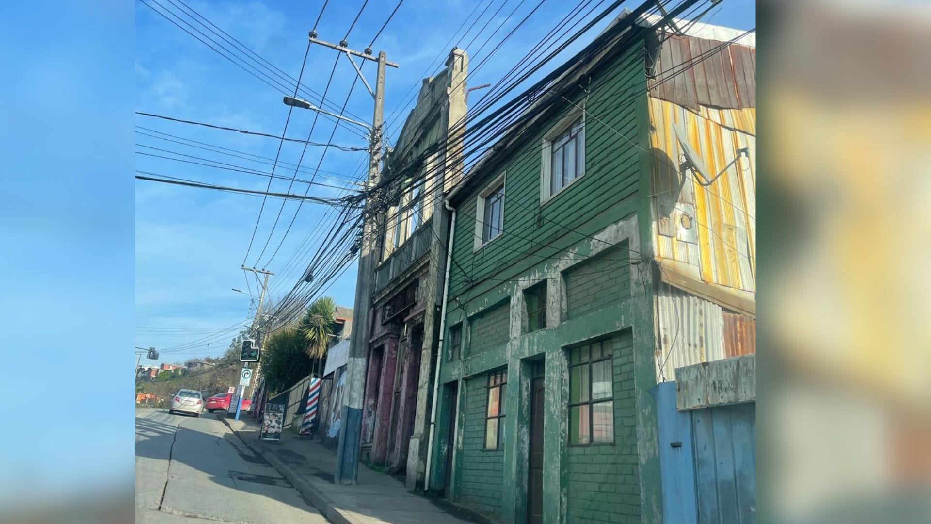 Peligro inminente: fachadas de edificios antiguos de Talcahuano sin demoler