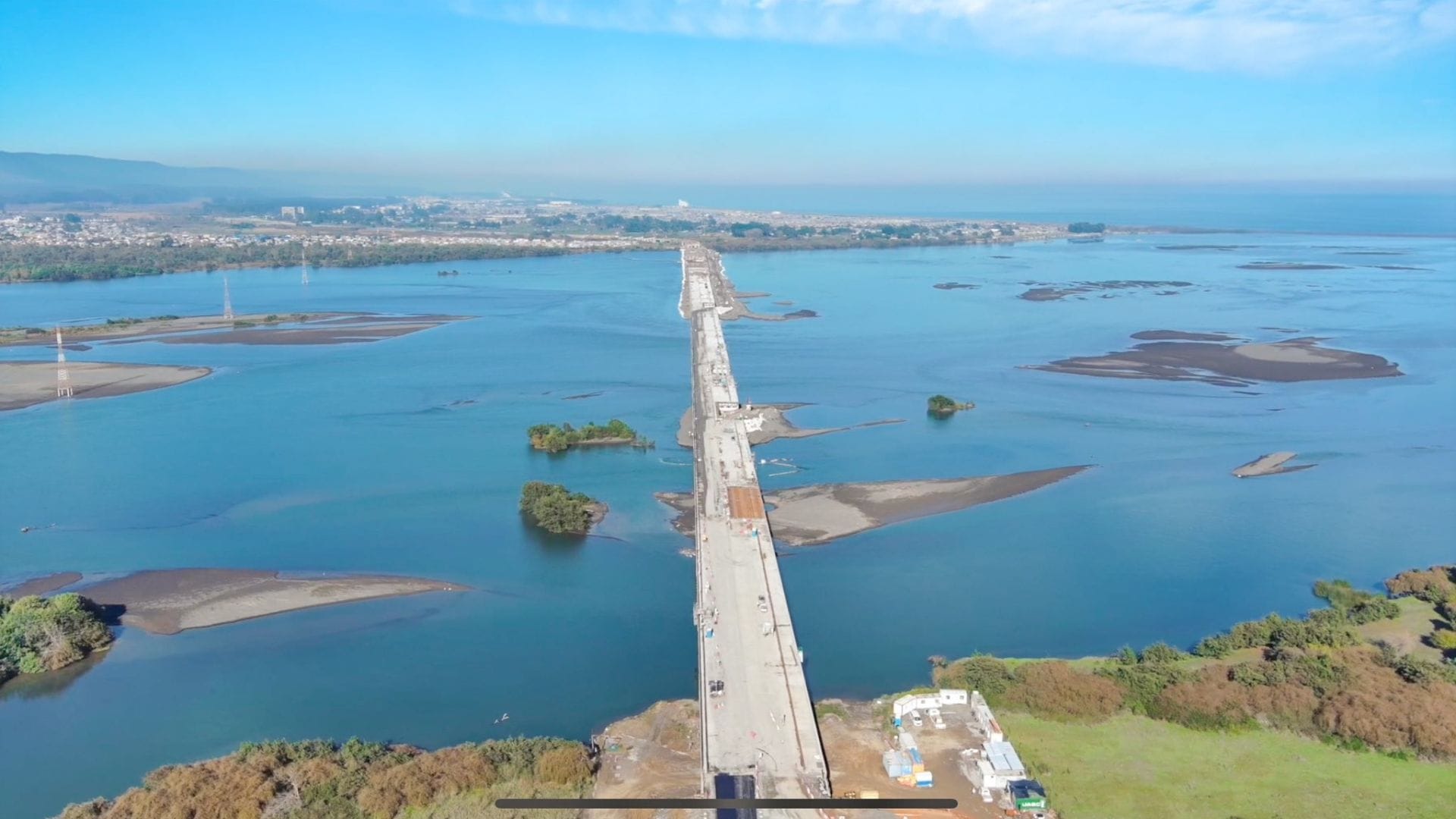 Puente Industrial llega a 70% de avance en su construcción