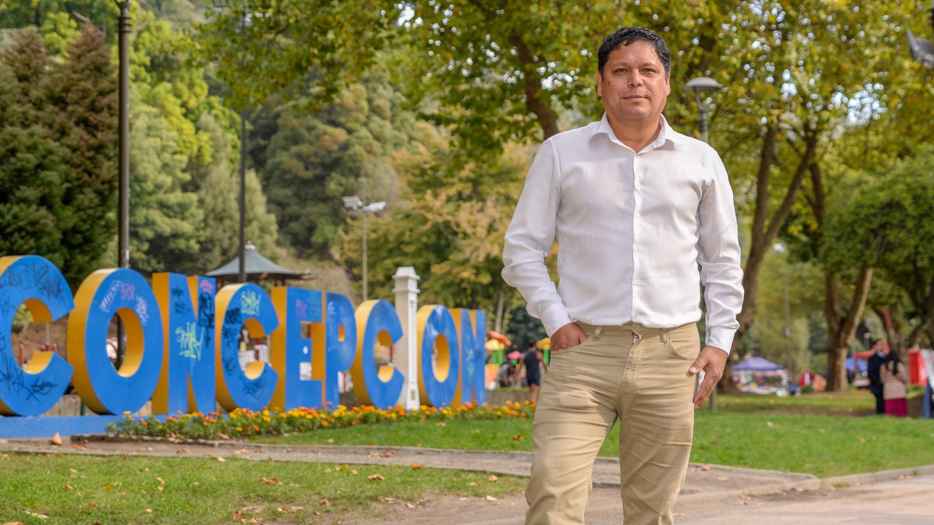 Saúl González logra las firmas para ser candidato a alcalde por Concepción