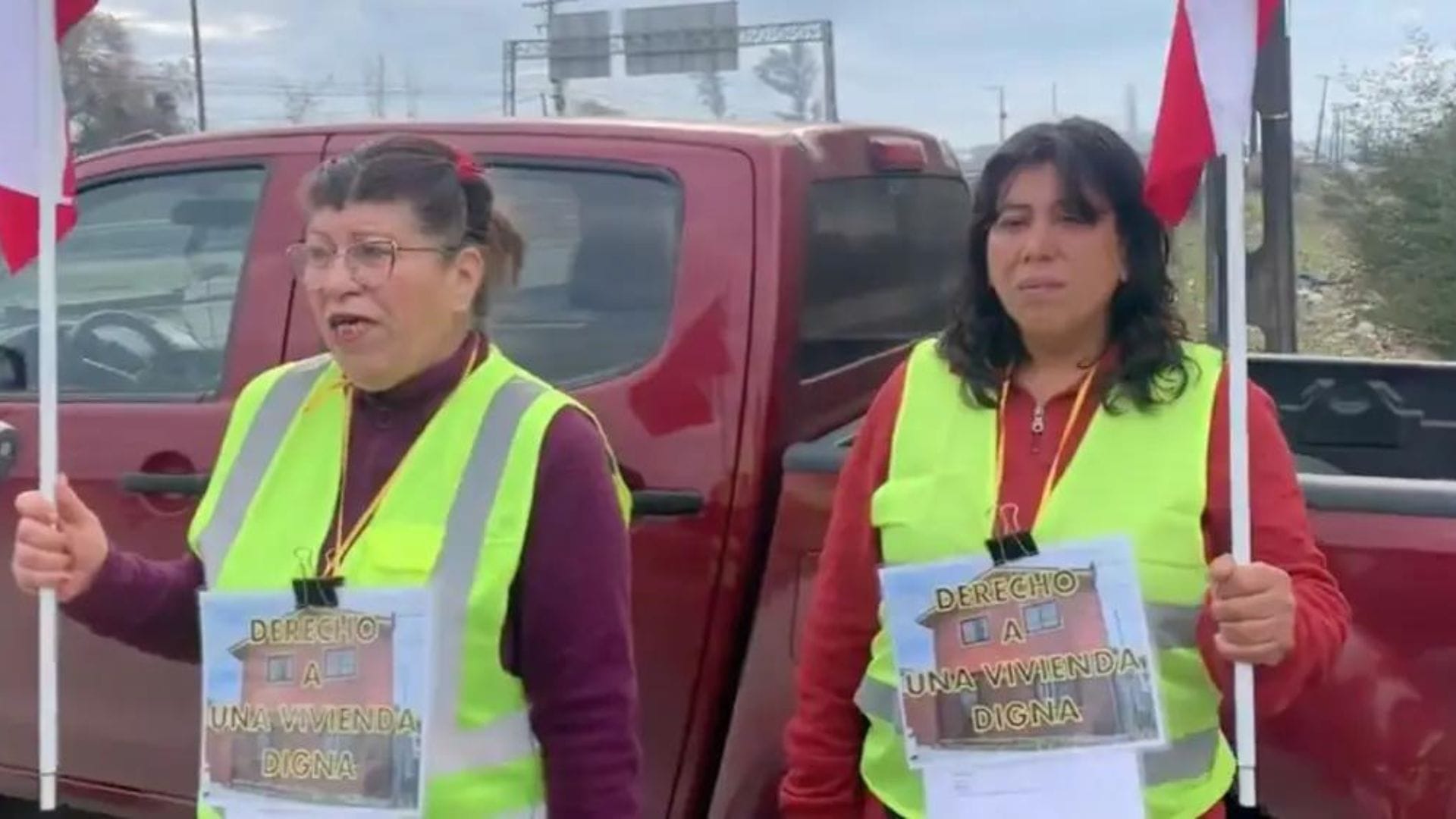Mujer de Talca que exigía vivienda cancela su caminata hasta La Moneda: Ya tenía una casa y la vendió