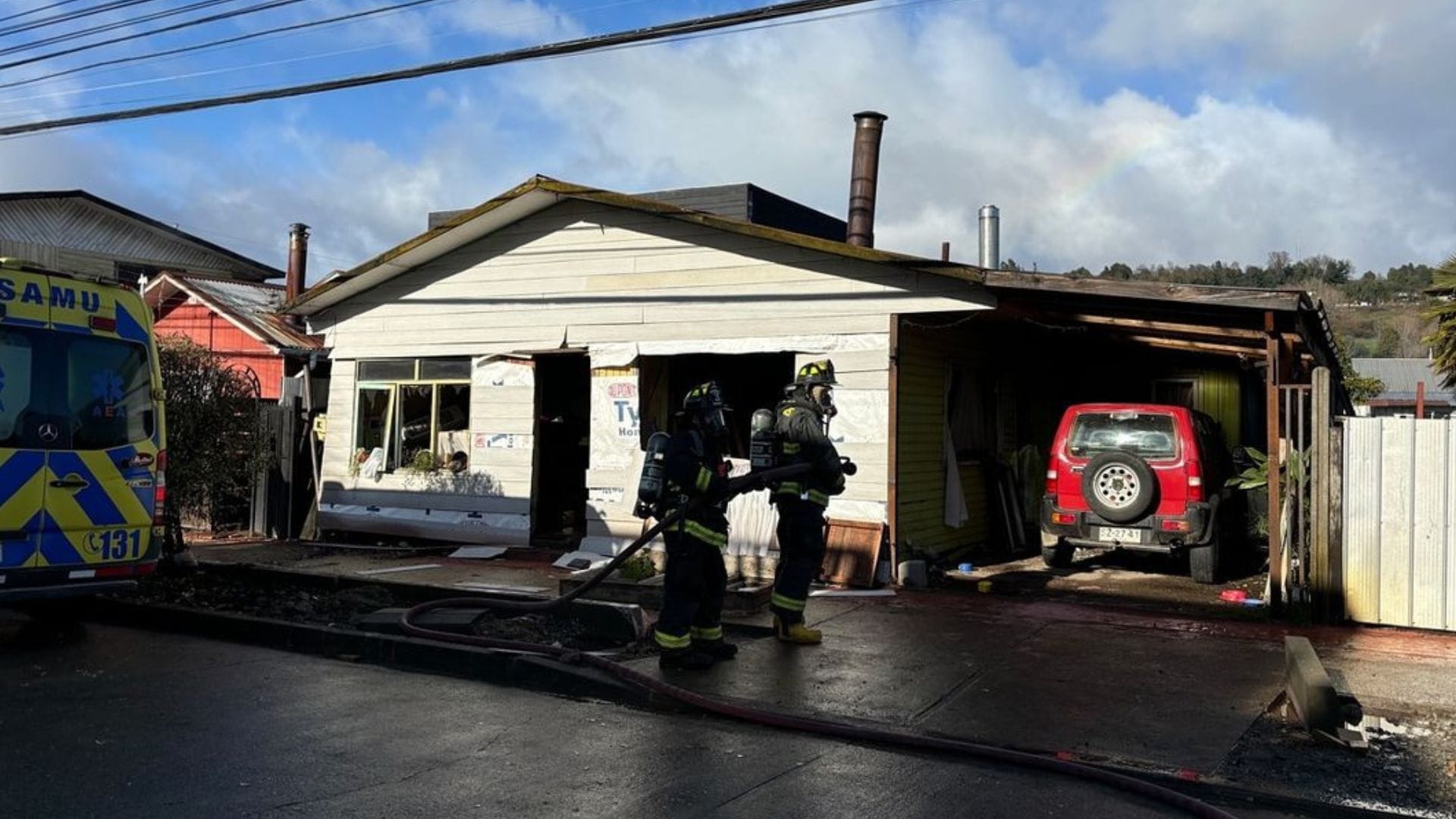 Explosión por fuga de gas deja a adulta mayor herida en Panguipulli