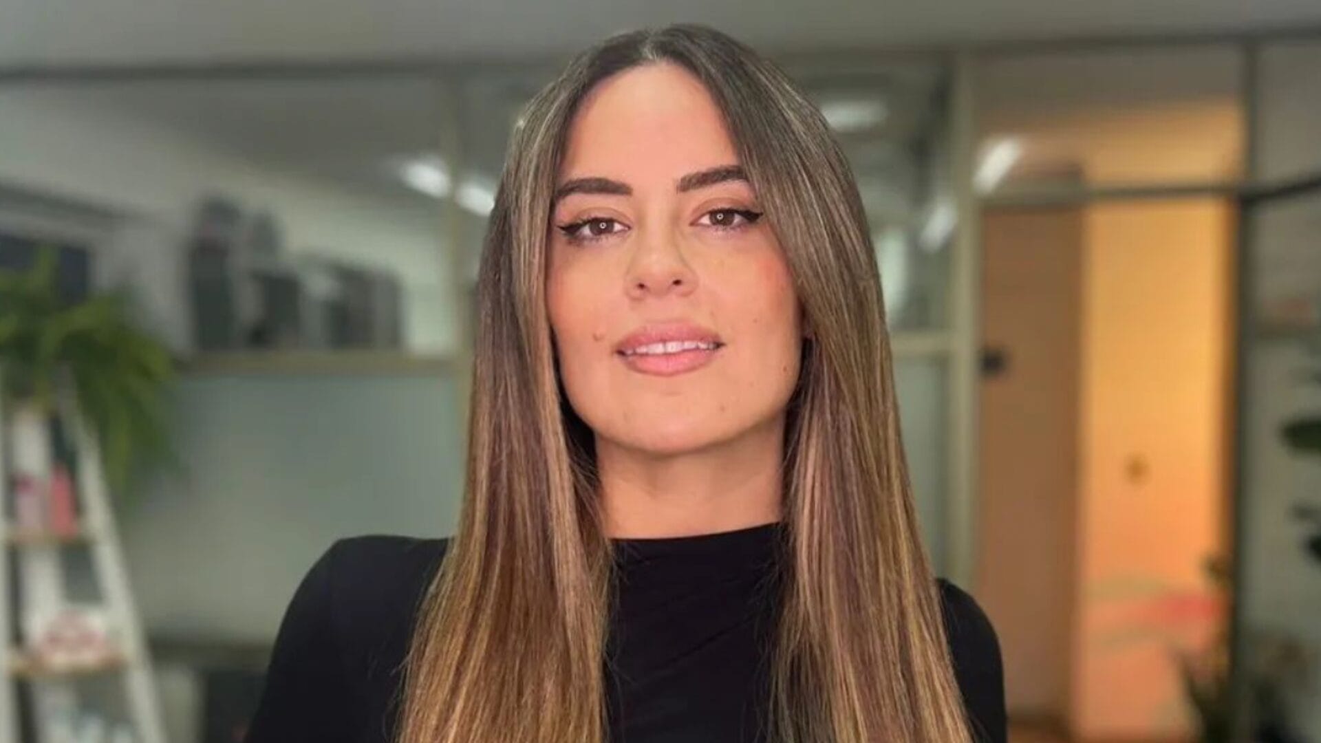 Carmen Tuitera se llenó de críticas tras expresar que “la izquierda se ha adueñado del feminismo”