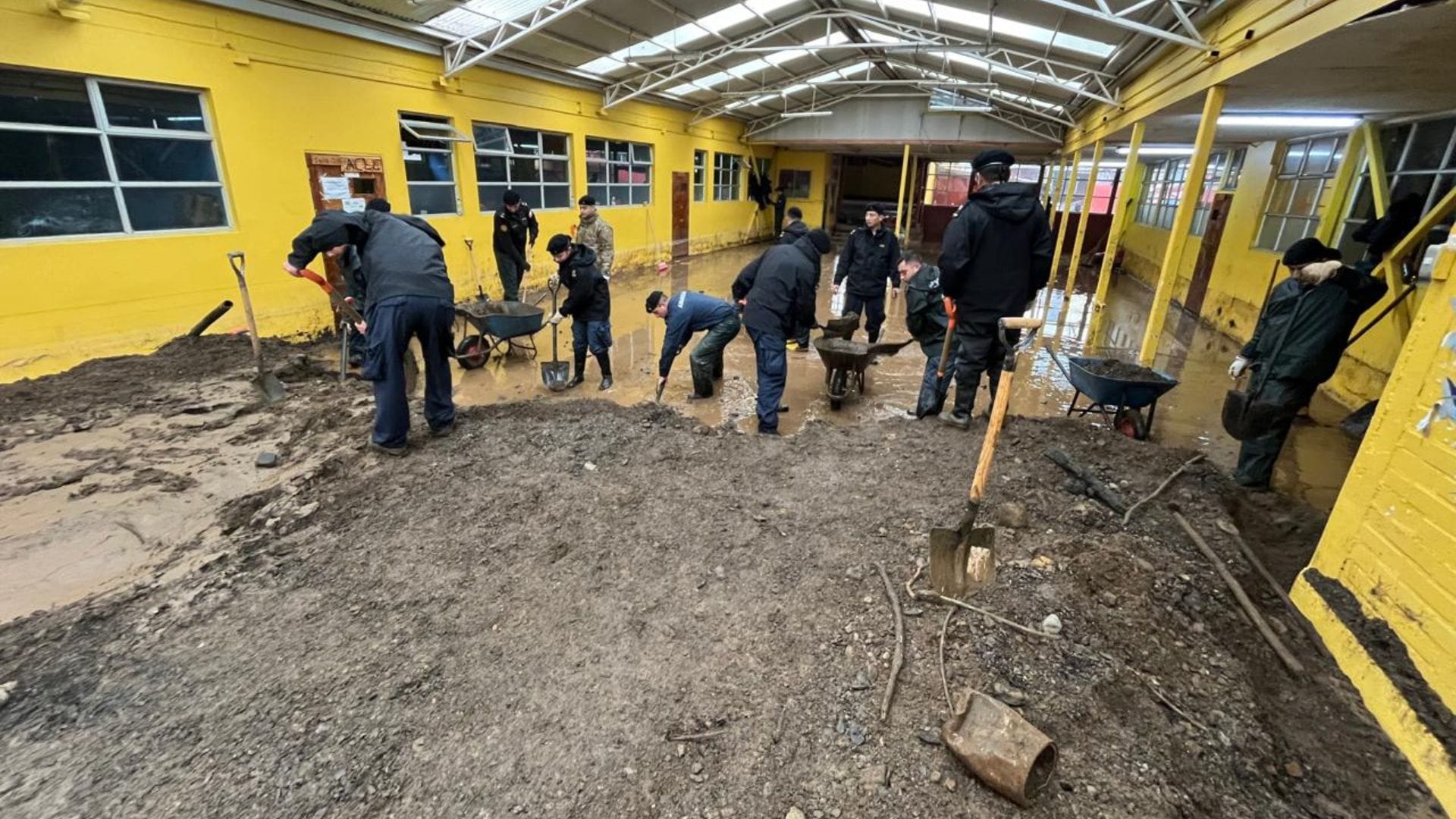 Escuela de Arauco tendrá que ser reubicada: Sistema frontal deja 195 establecimientos con daños en el Biobío