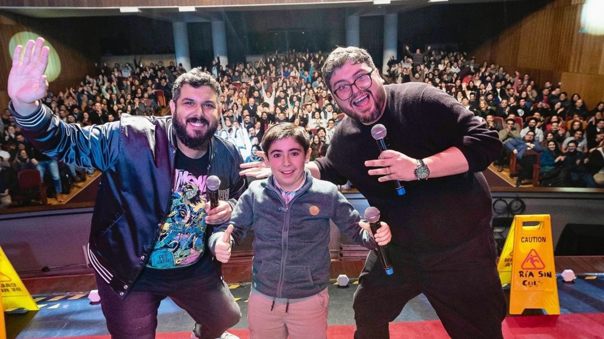 “Manzanita Verde”: Niño de 9 años sorprende como comediante en show de Luis Slimming y Coronel Valverde en el Biobío