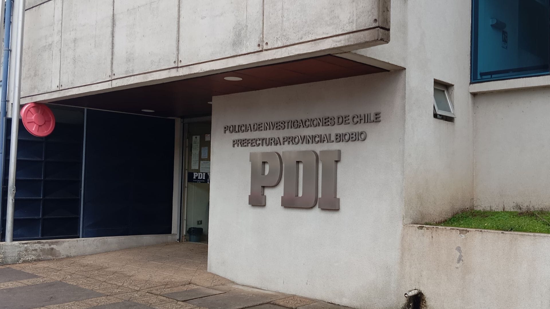 Detienen en la Región del Biobío a ex fiscal jefe de Puerto Natales acusado por cohecho y revelación de secreto