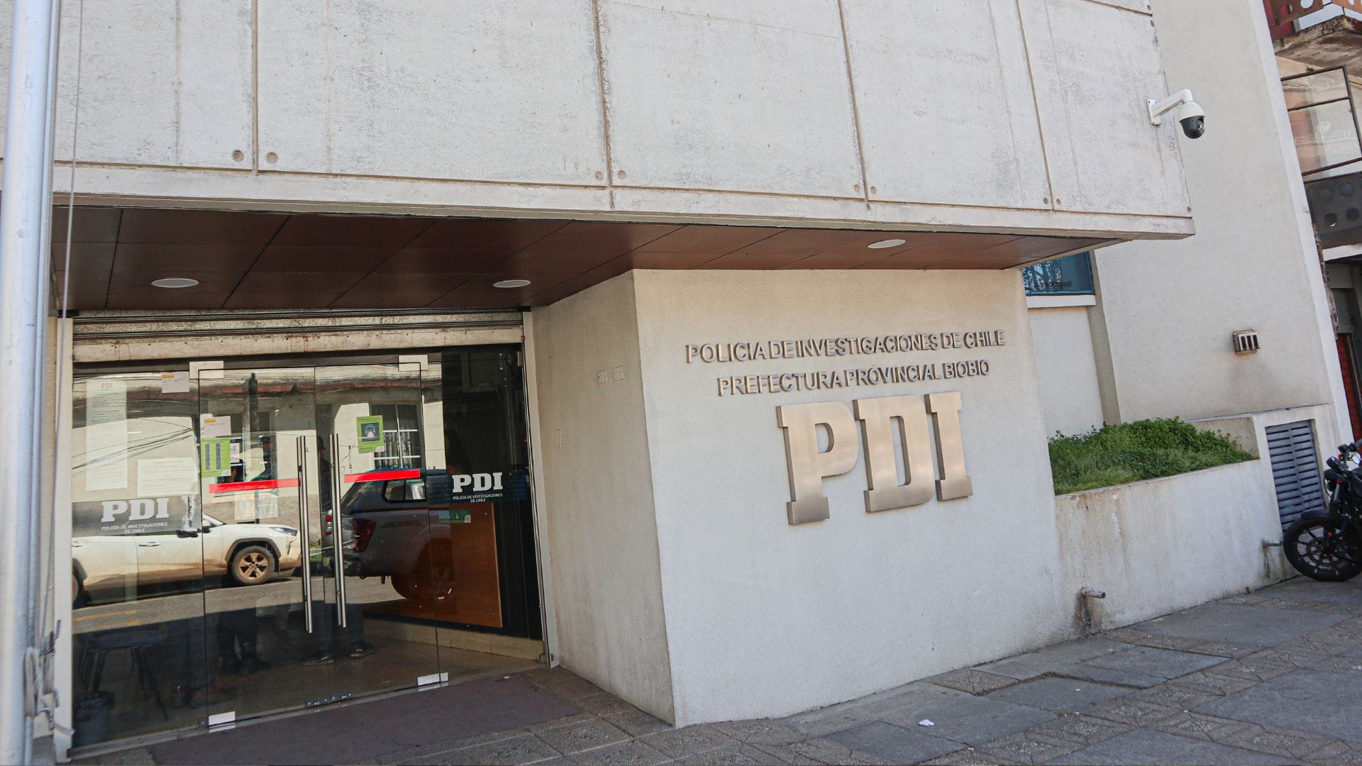 Delincuentes balean a hombre en violento asalto en Los Ángeles