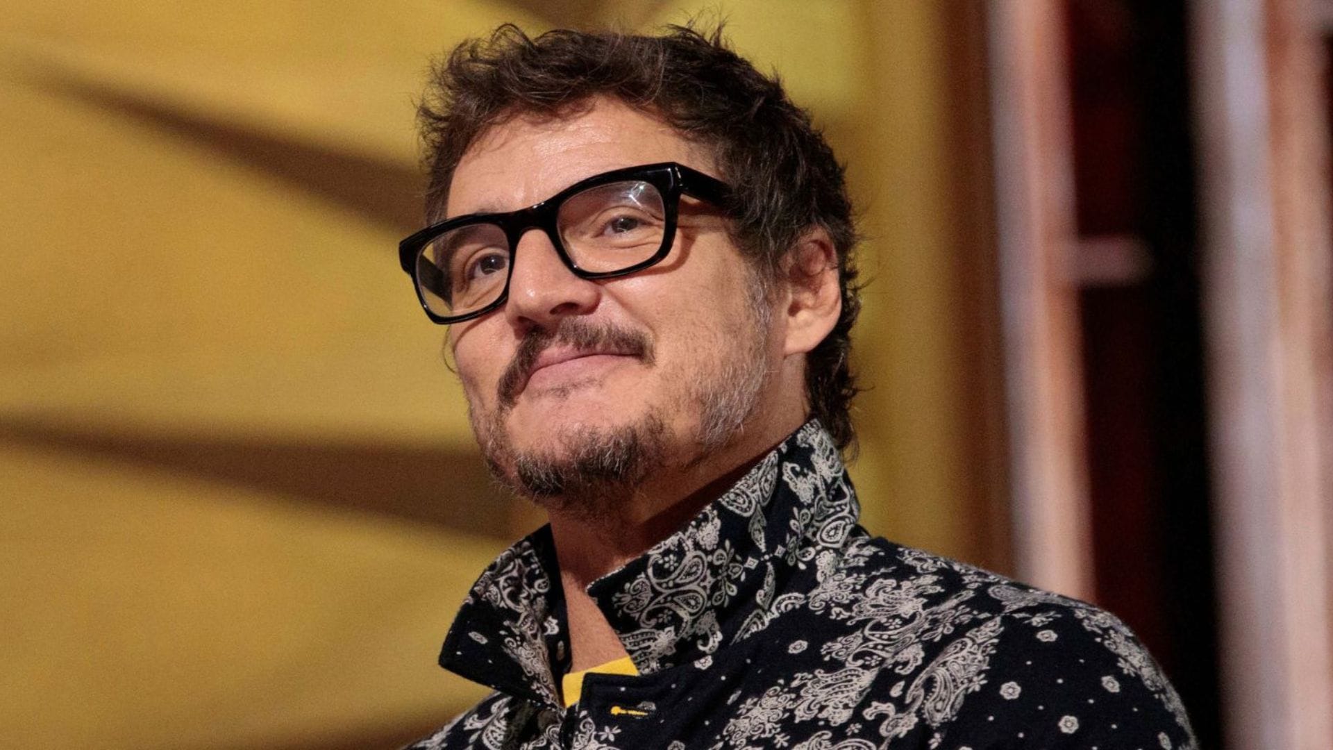 Pedro Pascal emociona a sus seguidores recitando poema de Gabriela Mistral