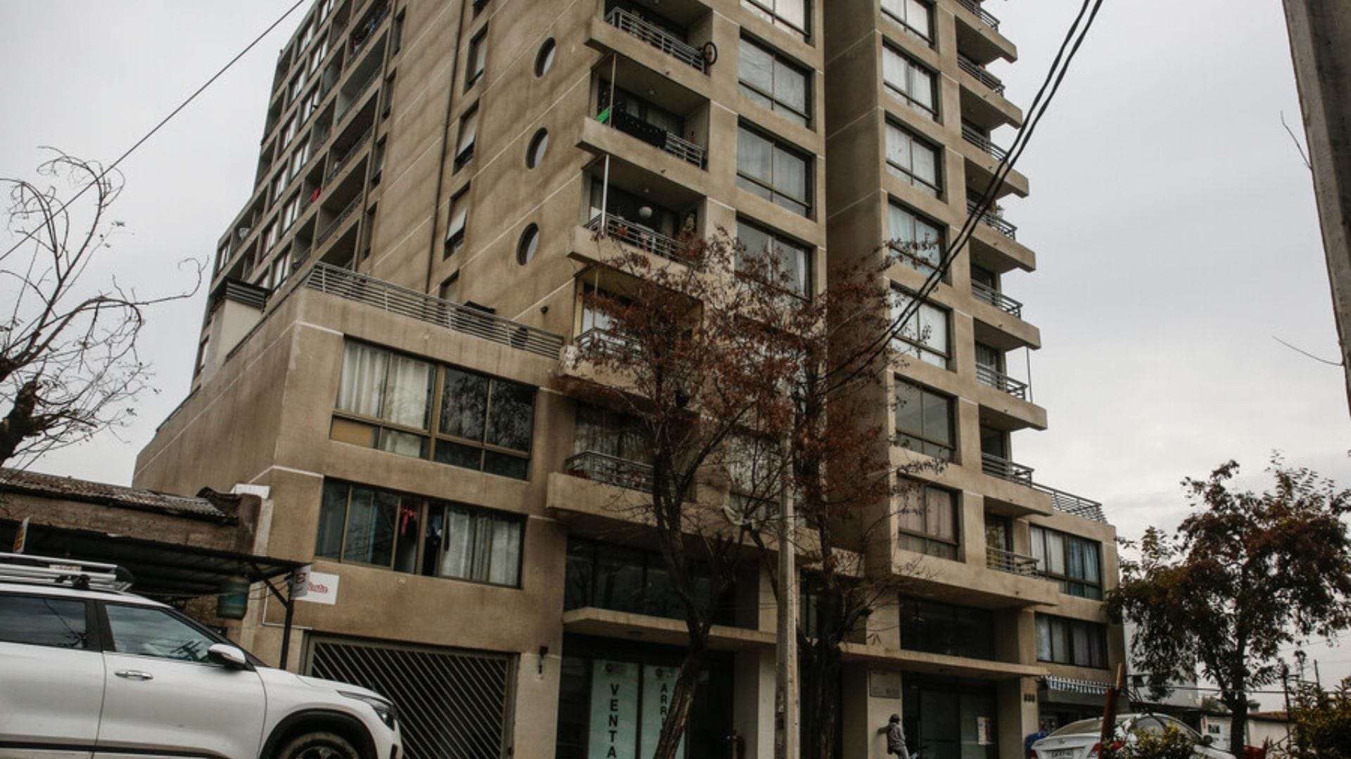Tenía guardería informal y cobraba $120 mil por servicio: Con arresto domiciliario quedó mujer que cuidaba a niña fallecida en Quinta Normal