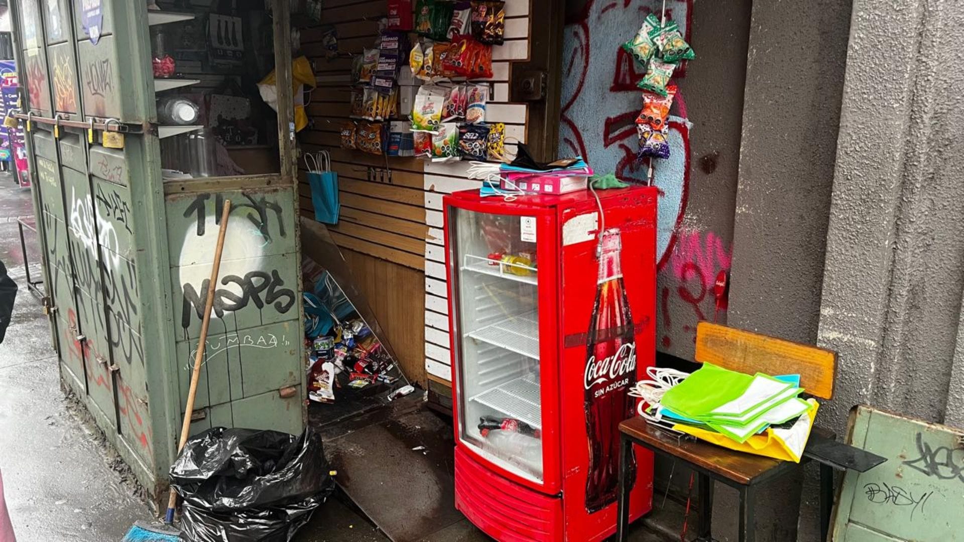 Por tercera vez en un año roban kiosko en céntrica esquina de Concepción