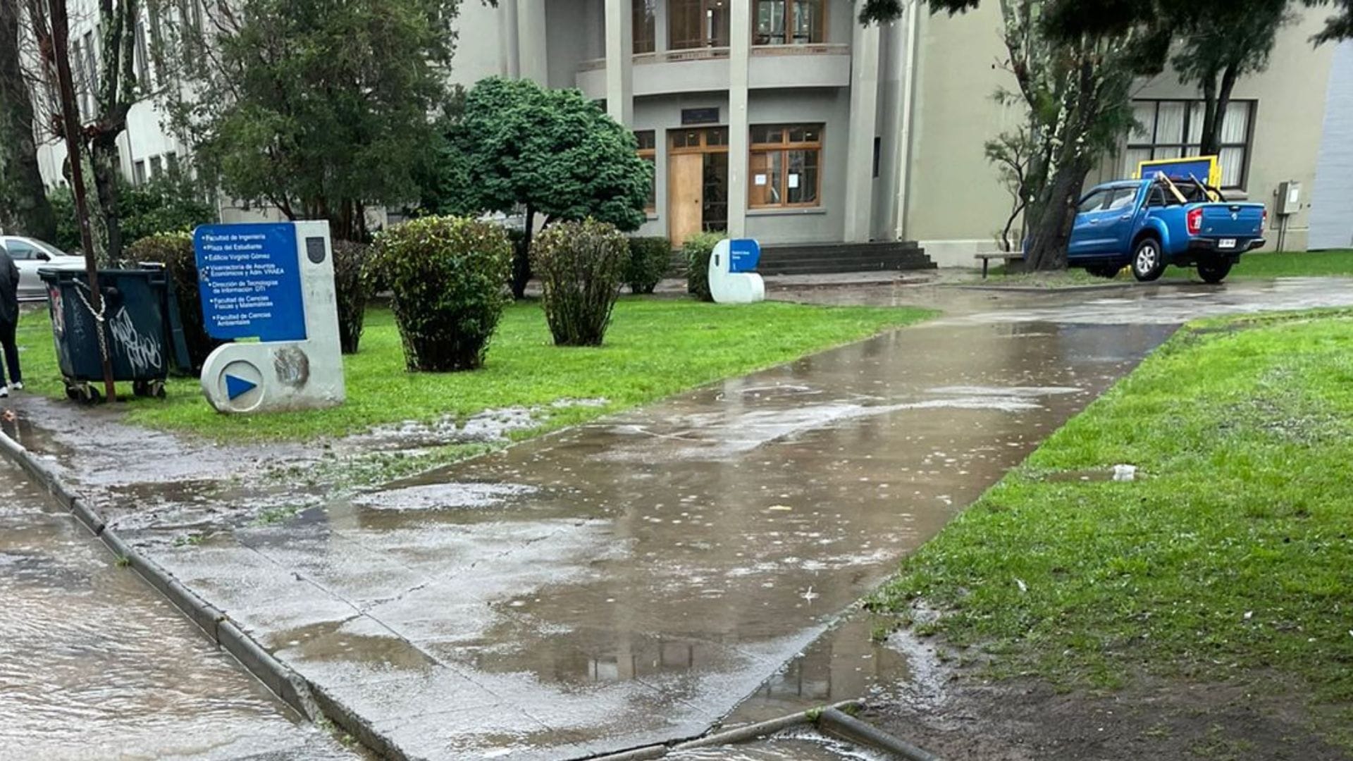 Universidad de Concepción suspende clases este martes por sistema frontal