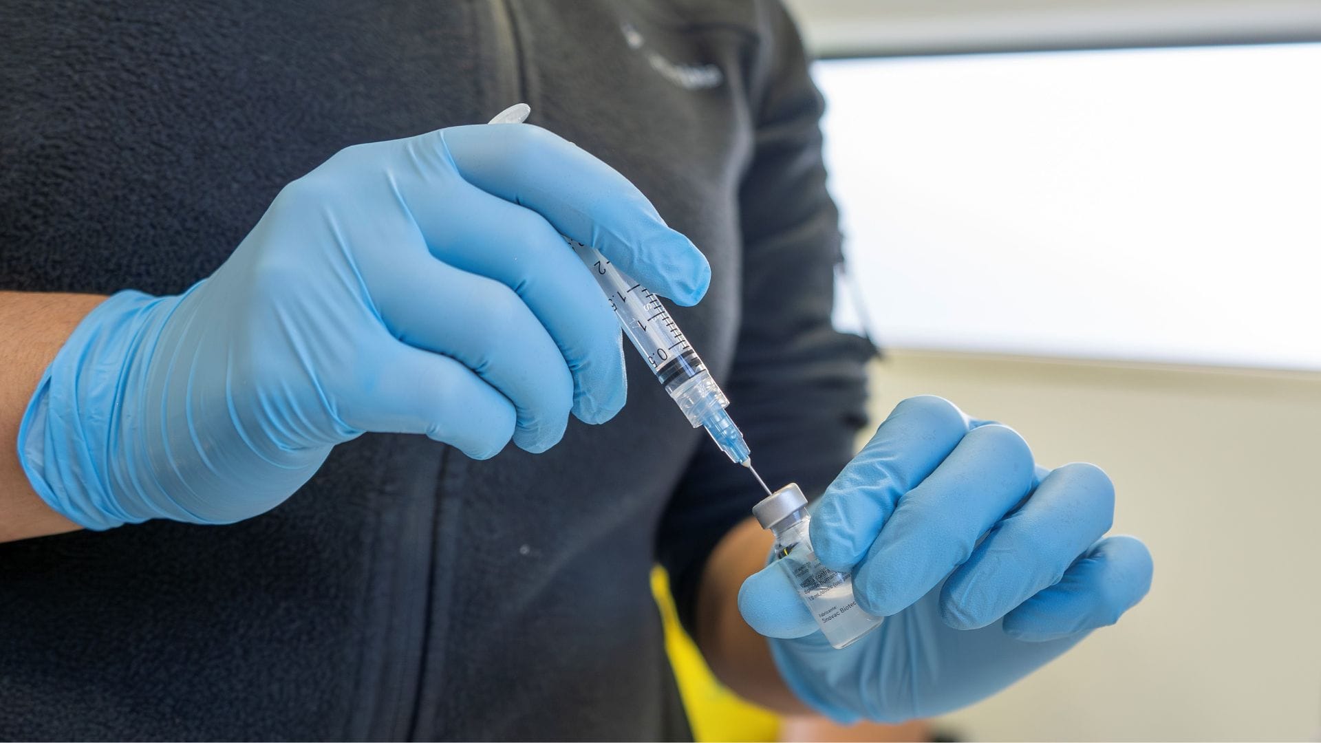 Influenza domina la carga viral en el Biobío: Llaman a la vacunación y el autocuidado en afectados por sistema frontal