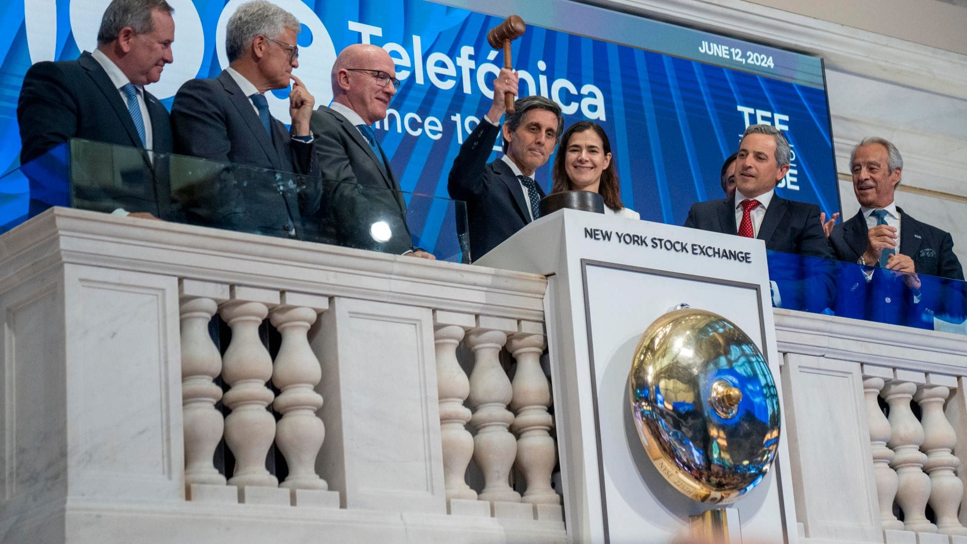 Wall Street abre en rojo, atento a los mercados europeos y a los movimientos de la Fed