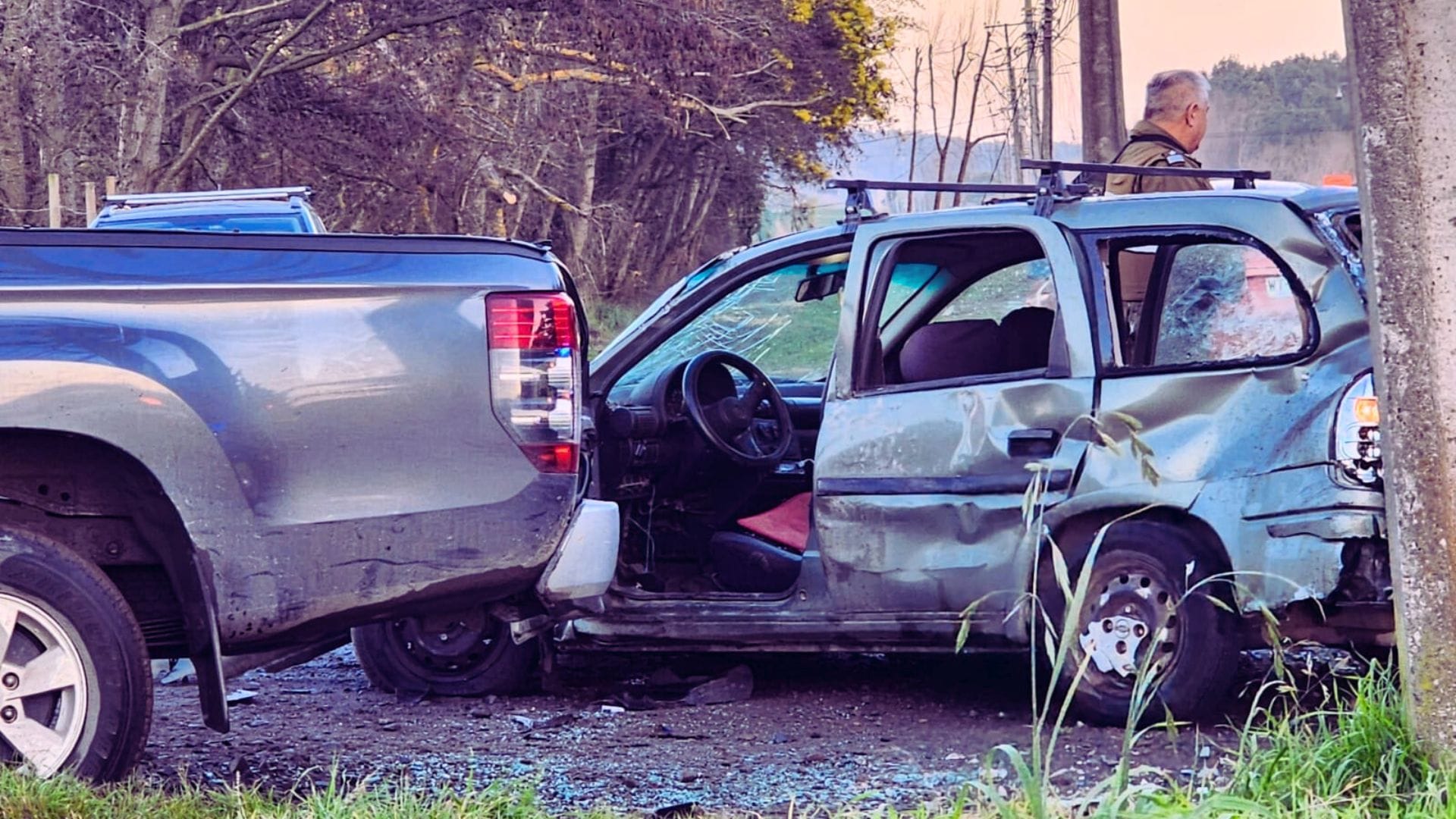 Trágico accidente en Camino a Lenga de Hualpén:  Mujer fallece y cuatro personas resultan heridas