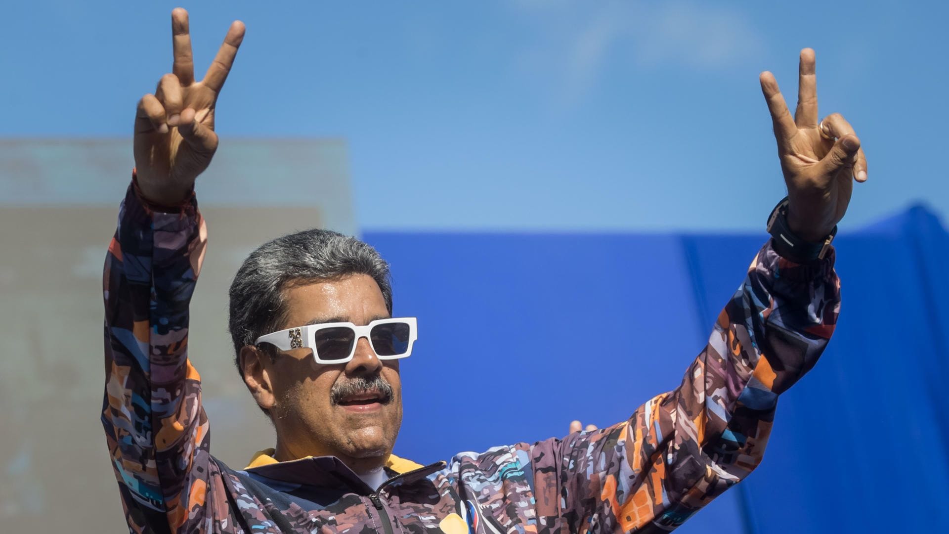 Maduro dice que su victoria en las elecciones del domingo “va a asombrar al mundo entero”