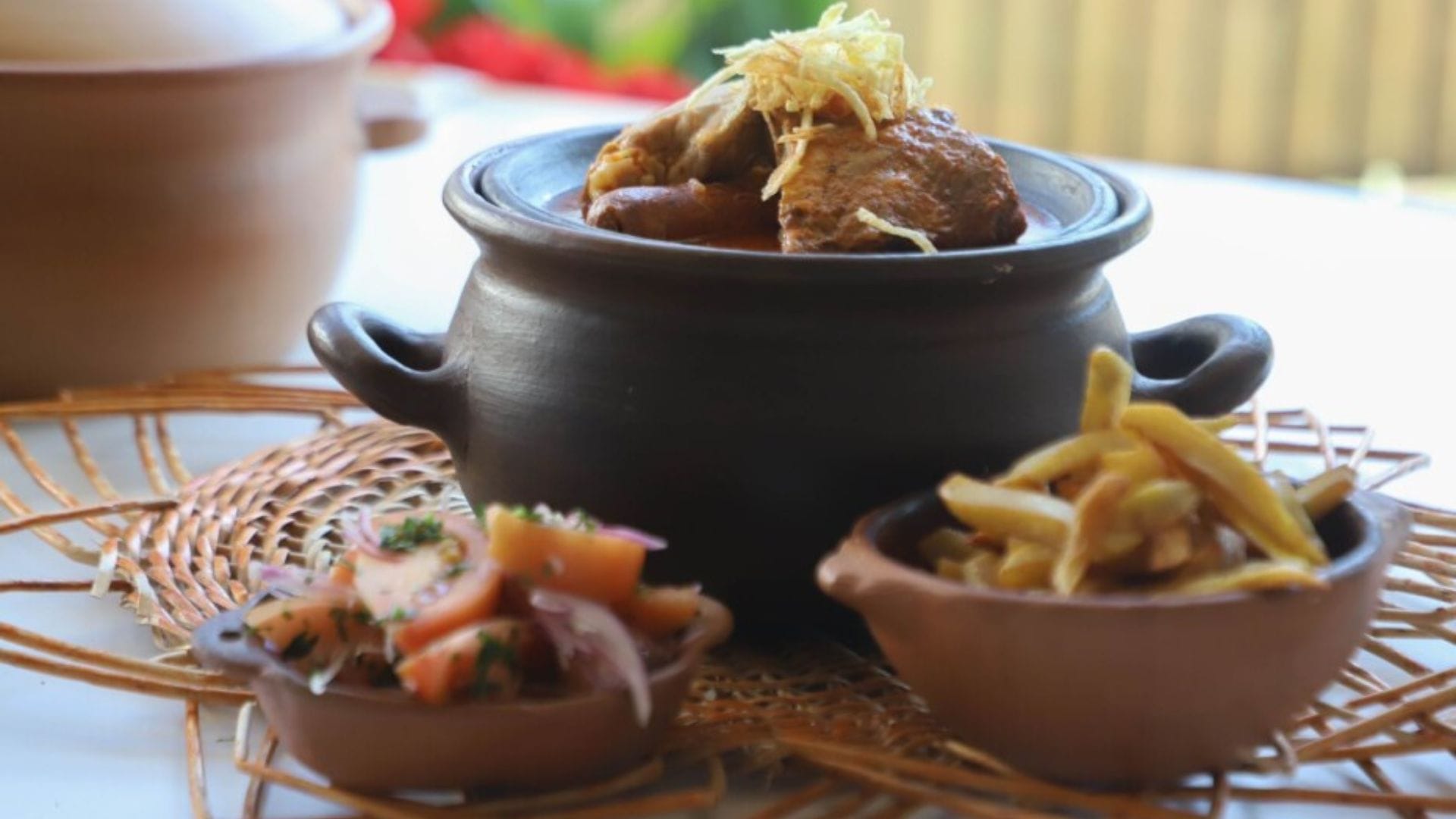 Popular plato típico de Los Ángeles, la “Pollona”, busca llegar al “Menú de Chile