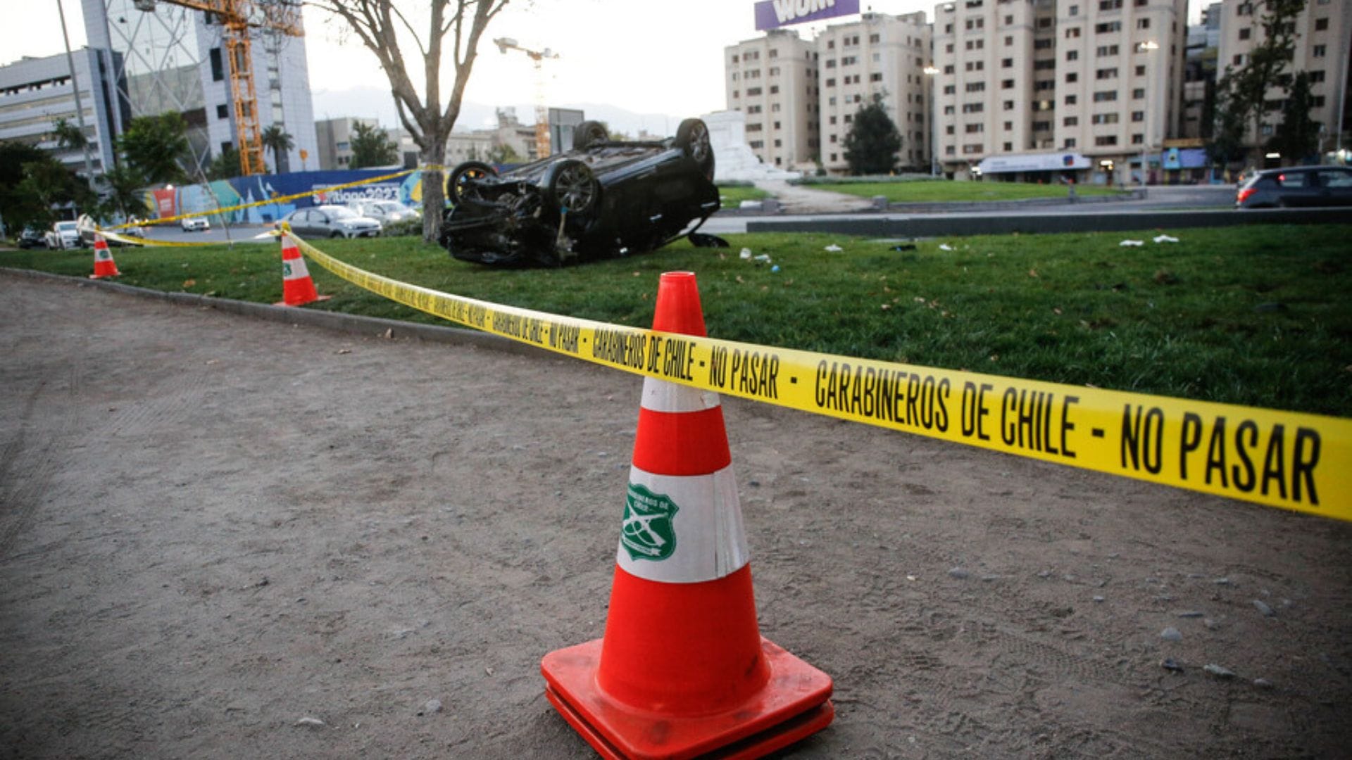Conductor murió baleado y volcó en Recoleta: copiloto fue encontrado con herida balística