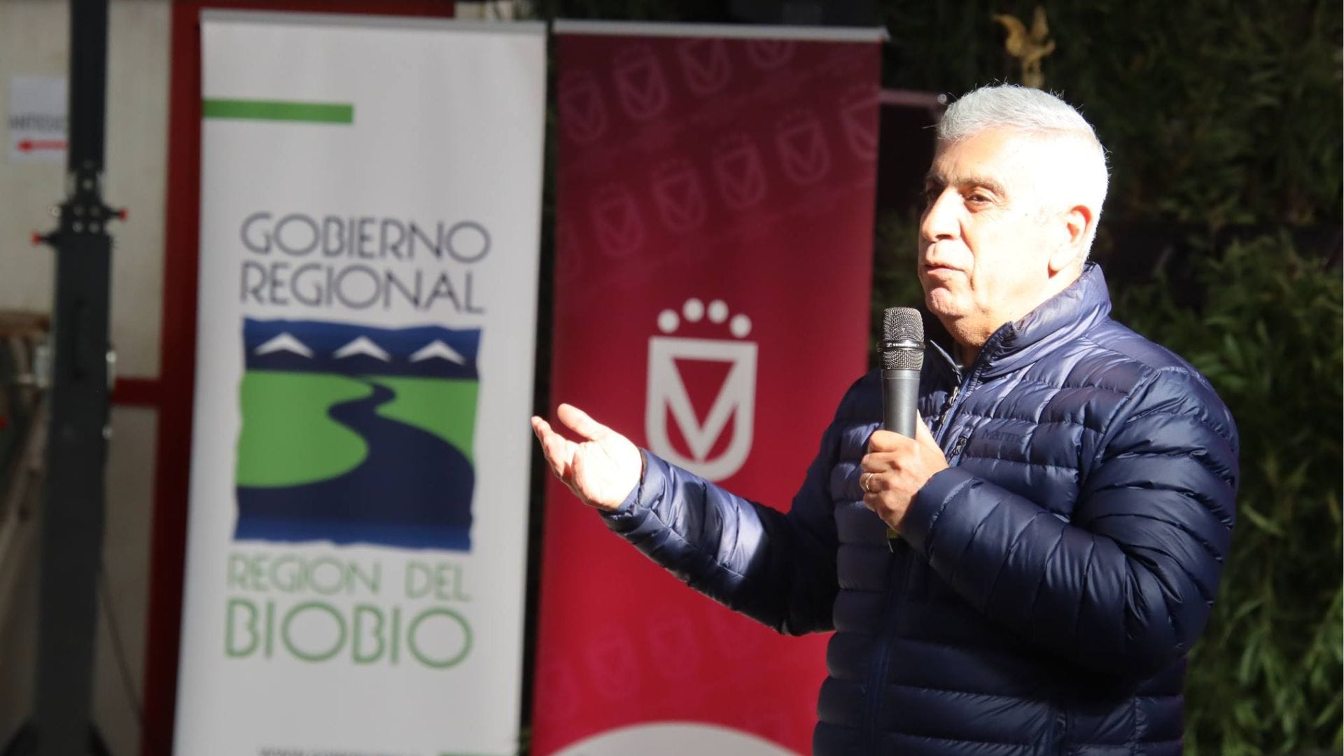 Alcalde de Laja se querella contra funcionaria que lo denunció por acoso sexual
