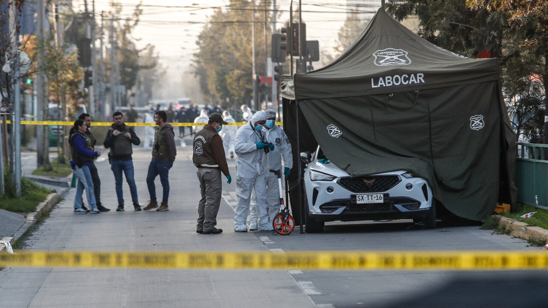 Le dispararon más de 10 veces: Indagan ajuste de cuentas tras homicidio de conductora en San Joaquín