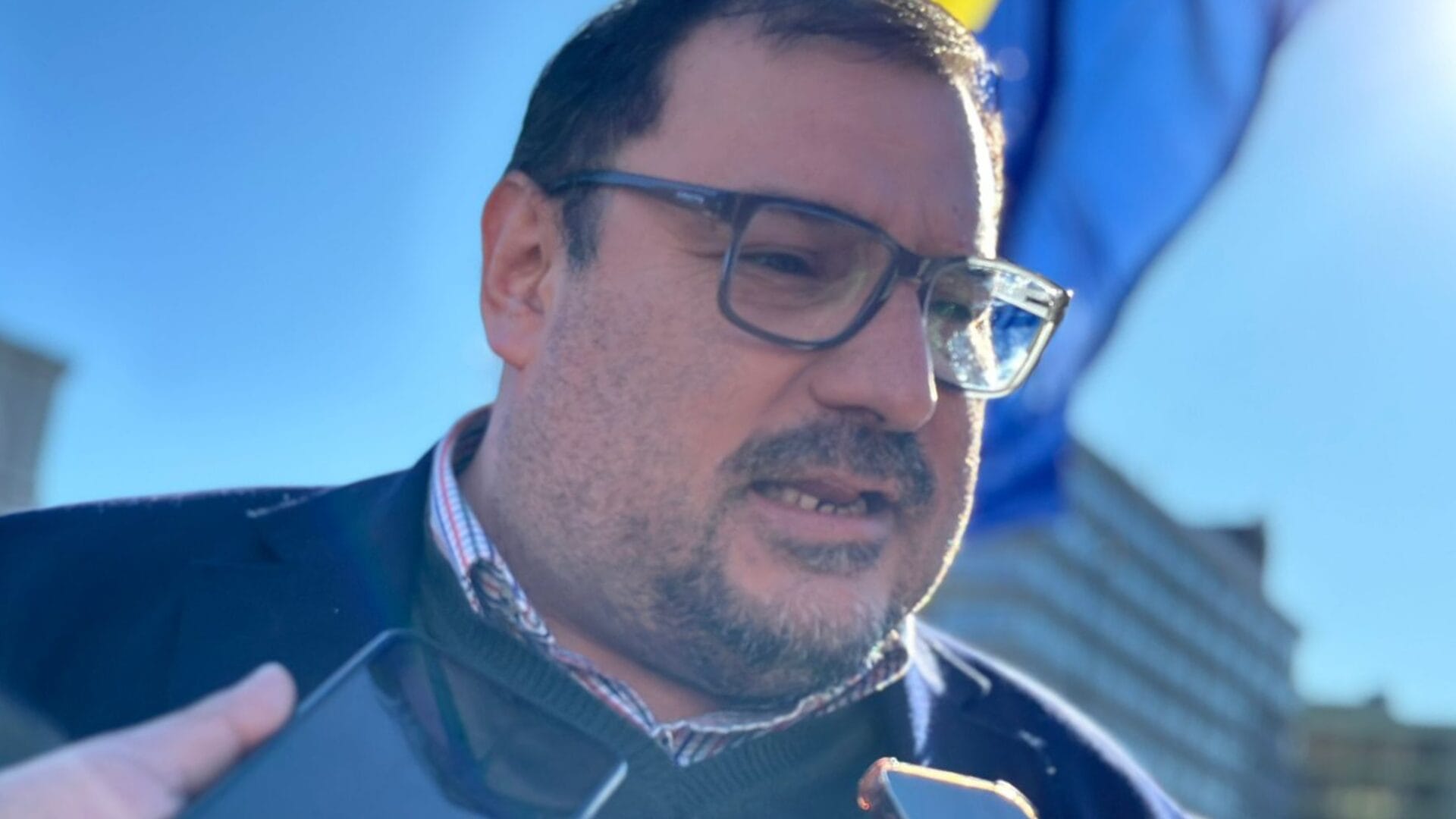 Apuntó a prácticas desleales de directiva de Amarillos: Augusto Parra baja su candidatura al Gobierno Regional del Biobío
