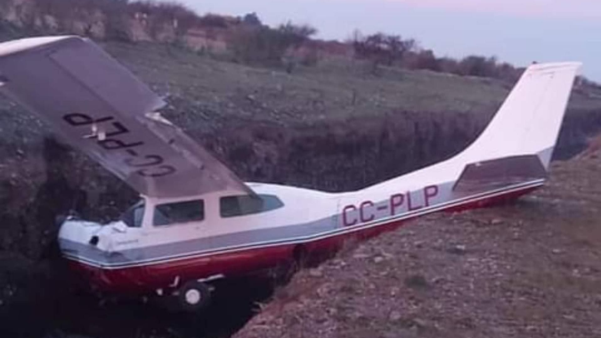 Reportan caída de avioneta en aeródromo de Chillán