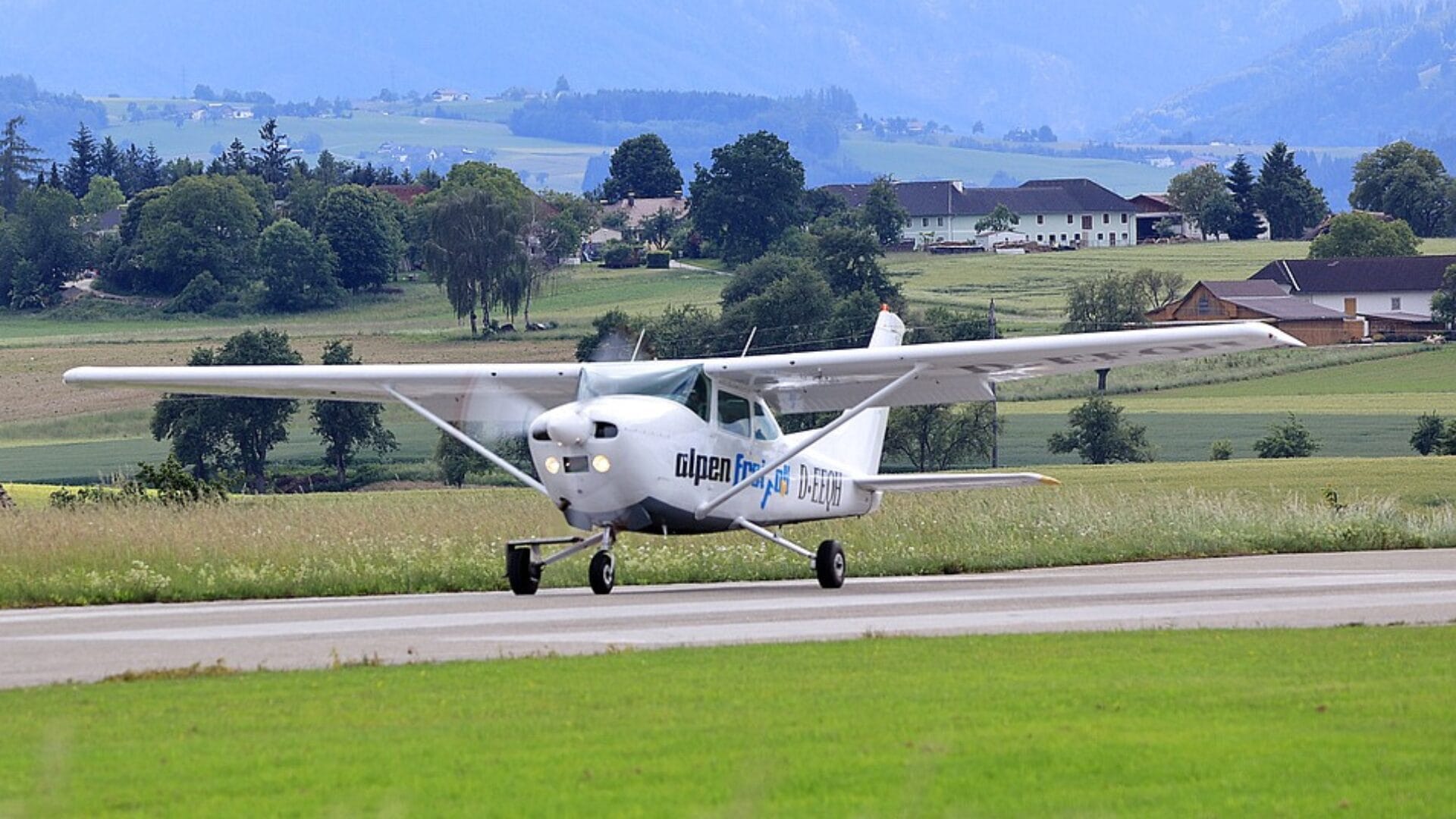 Confirman el fallecimiento de los siete ocupantes de avioneta que capotó en la Región de Aysén