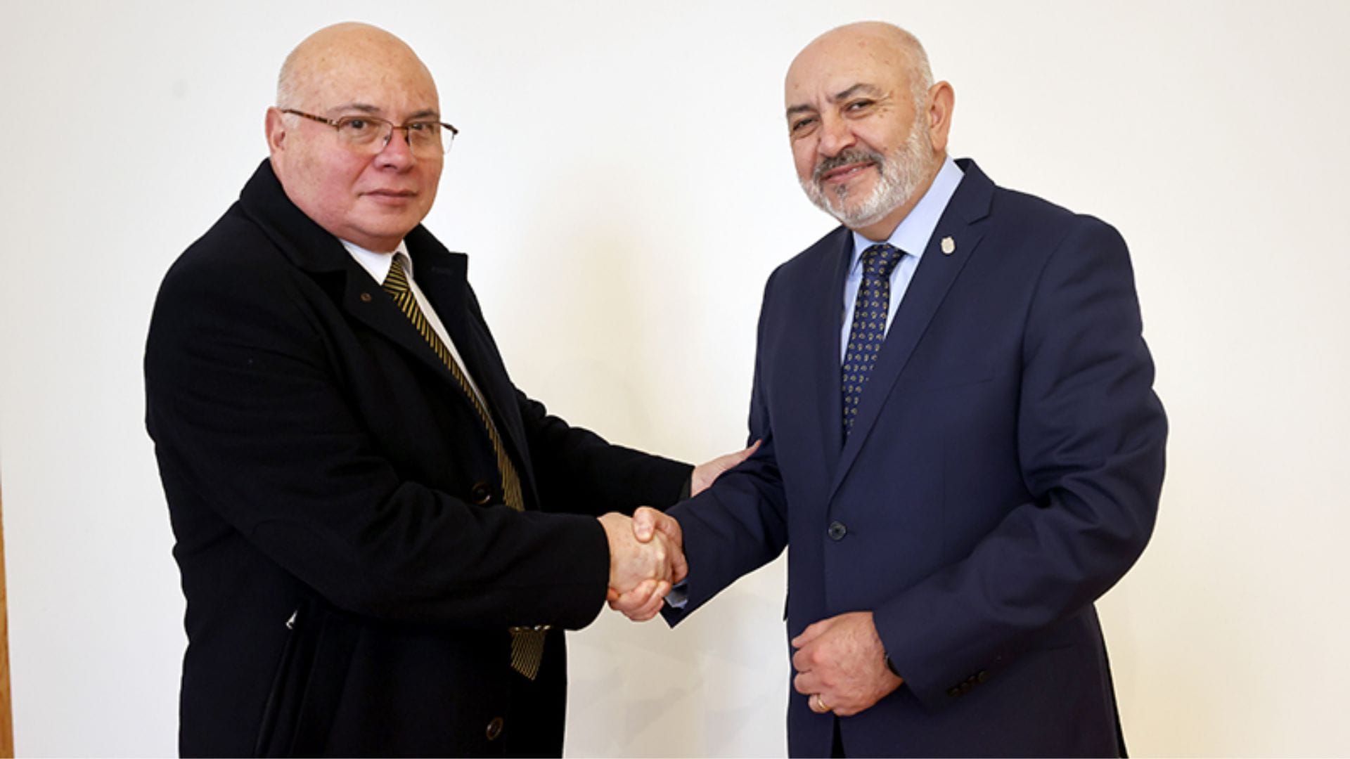 Rector de la UBB asume presidencia de las Universidades Regionales