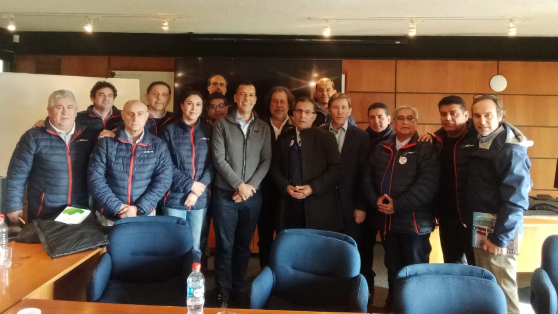 Trabajadores de Huachipato apelarán por “una salida muy robusta” tras cierre de la Siderúrgica