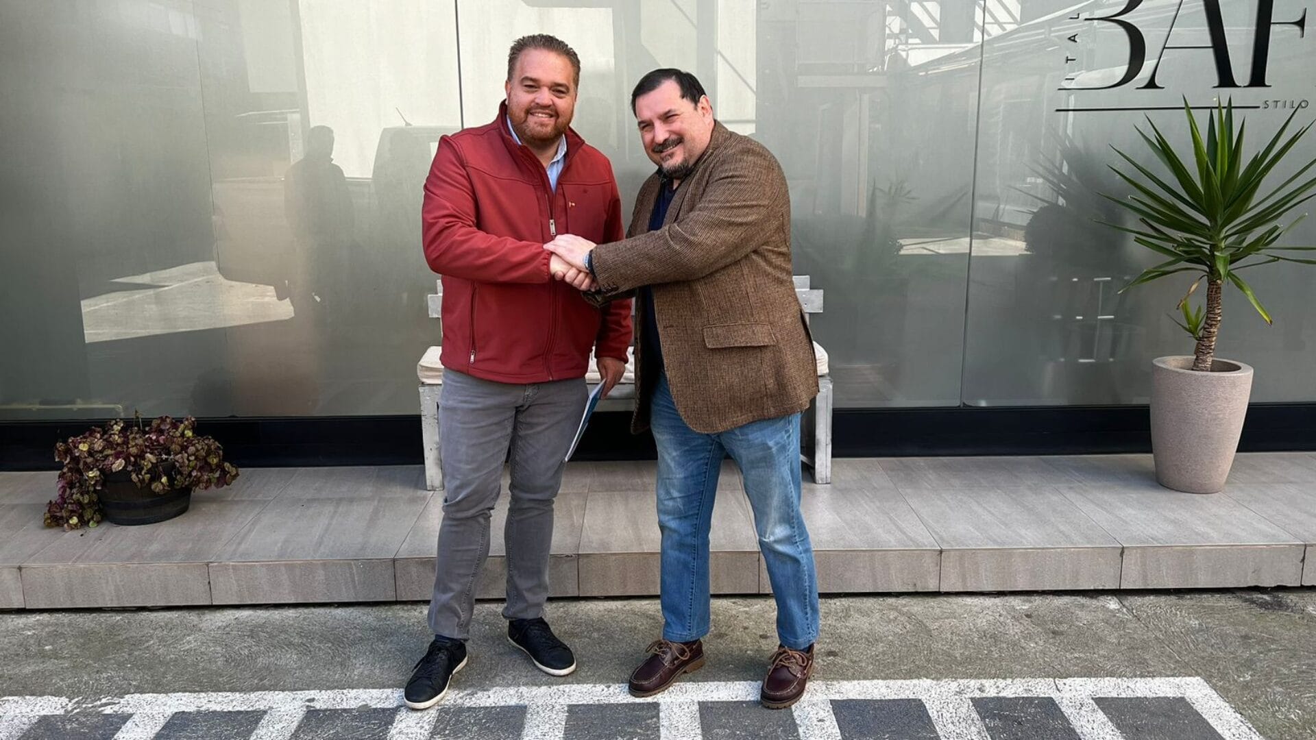 Augusto Parra se desliga de su antiguo pacto y le da su respaldo a Sergio Giacaman en carrera al Gore Biobío