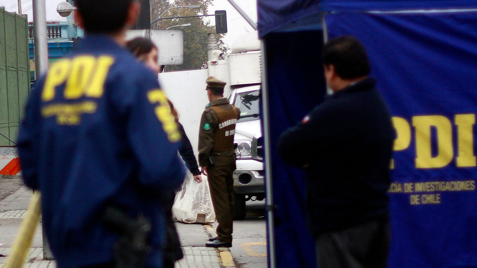 Joven muere tras ser apuñalado en medio de discusión en las afueras de estación del Metro de Santiago