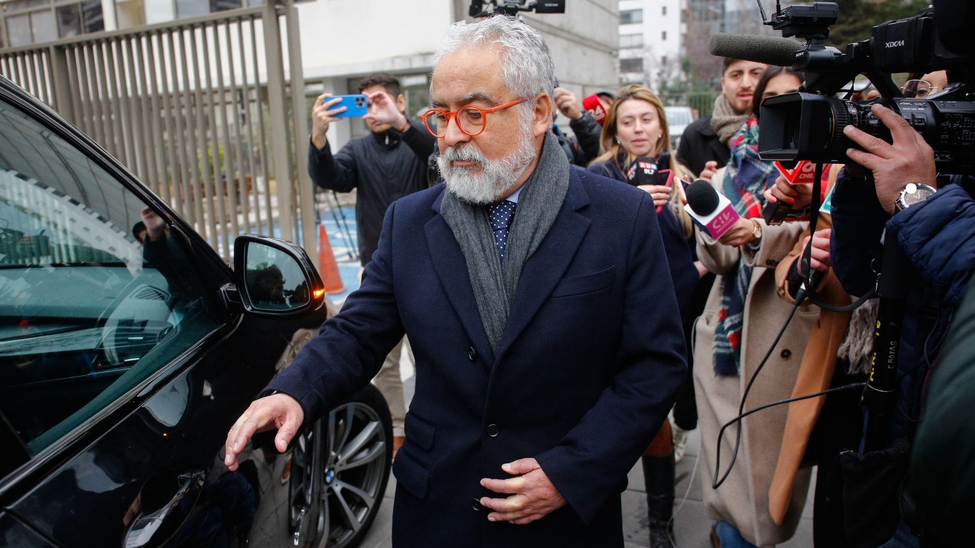 “Sepárate una gambita”: Filtran declaración de Luis Hermosilla en la previa de su formalización