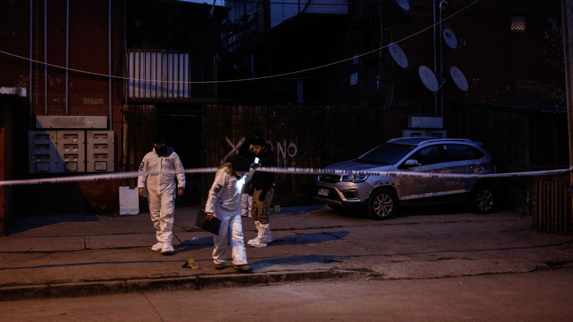 Investigan asesinato de madre que fue baleada por desconocidos mientras regresaba a su casa en Lo Espejo