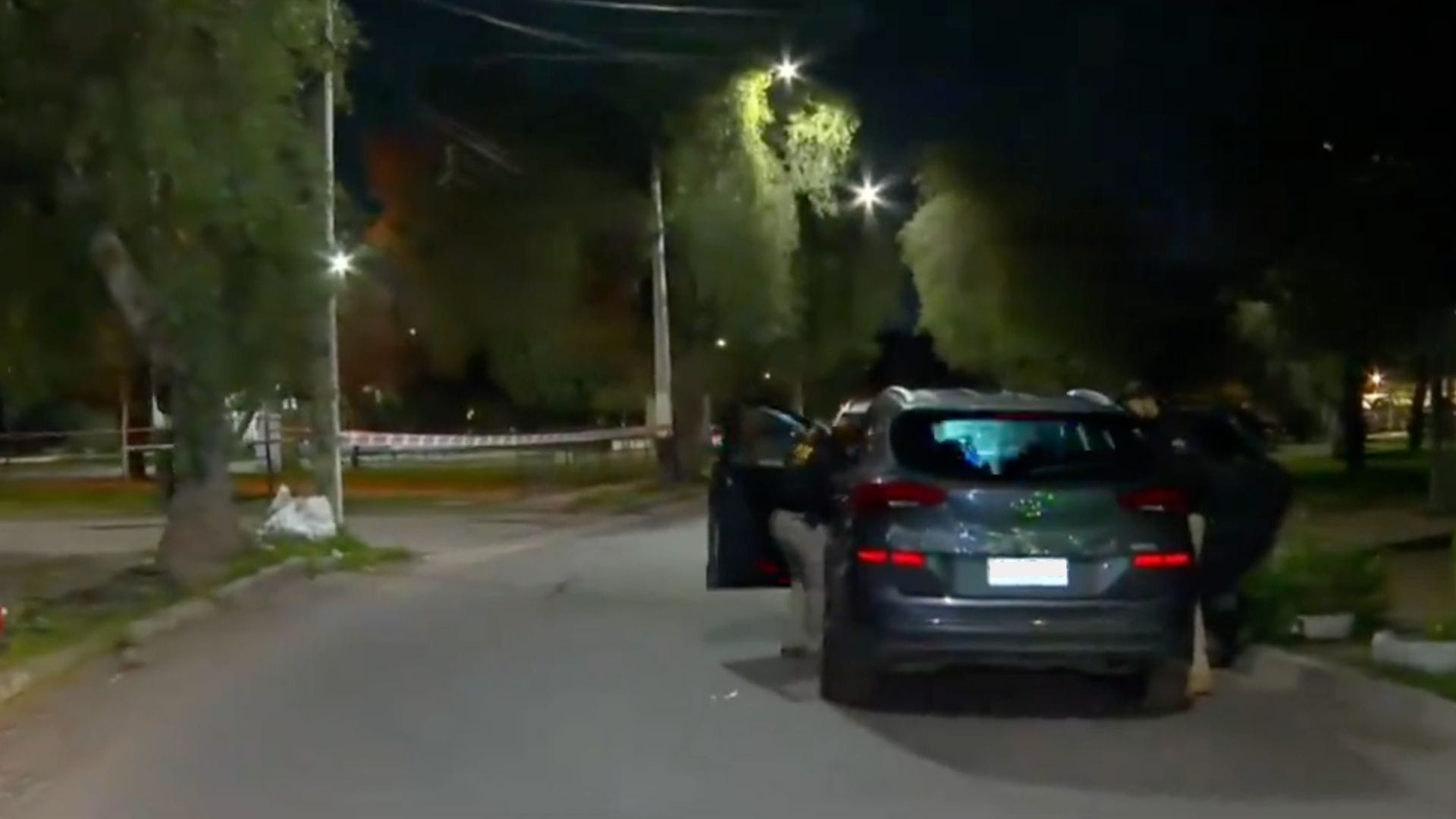 Investigan brutal crimen de joven que fue apuñalado por un grupo de sujetos en una plaza de Puente Alto