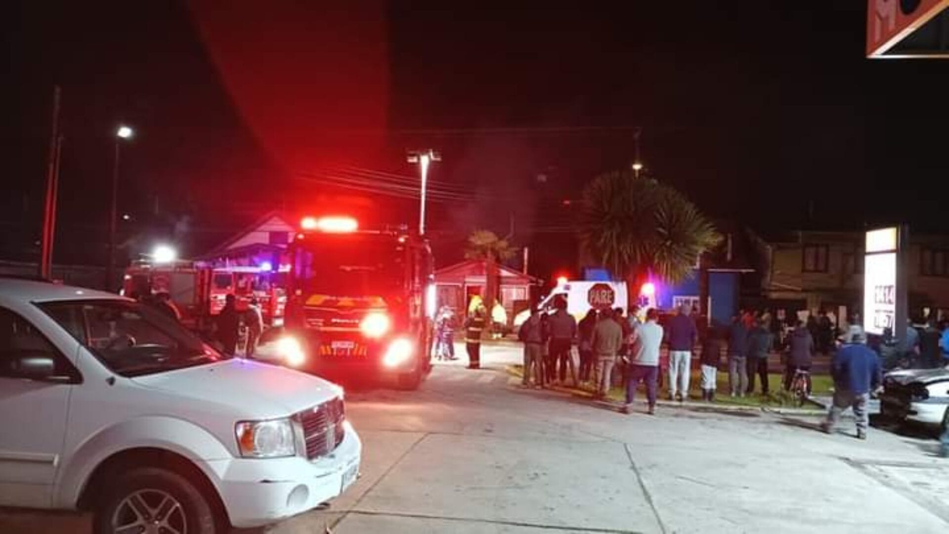 Dos menores de edad fallecen tras incendio en la Región de Los Ríos