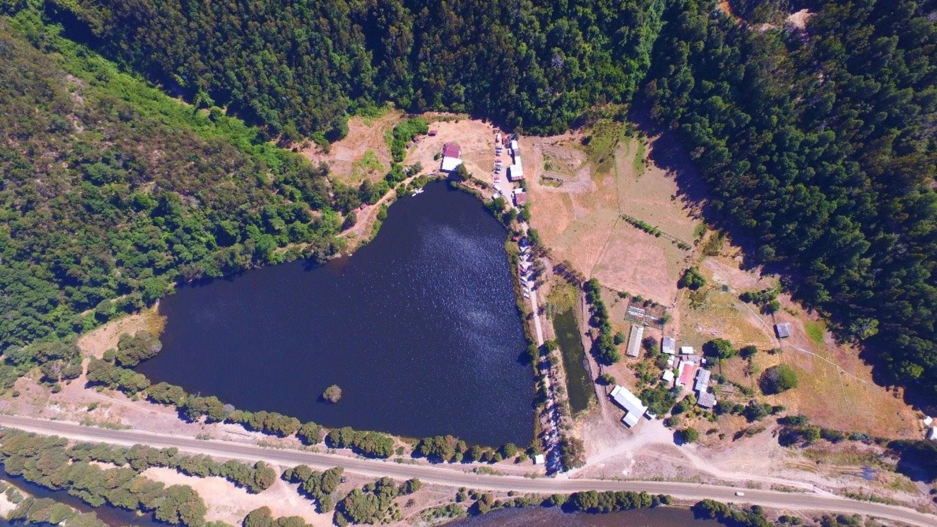 Una laguna con forma de corazón se esconde en el Biobío: Conoce este dulce destino turístico