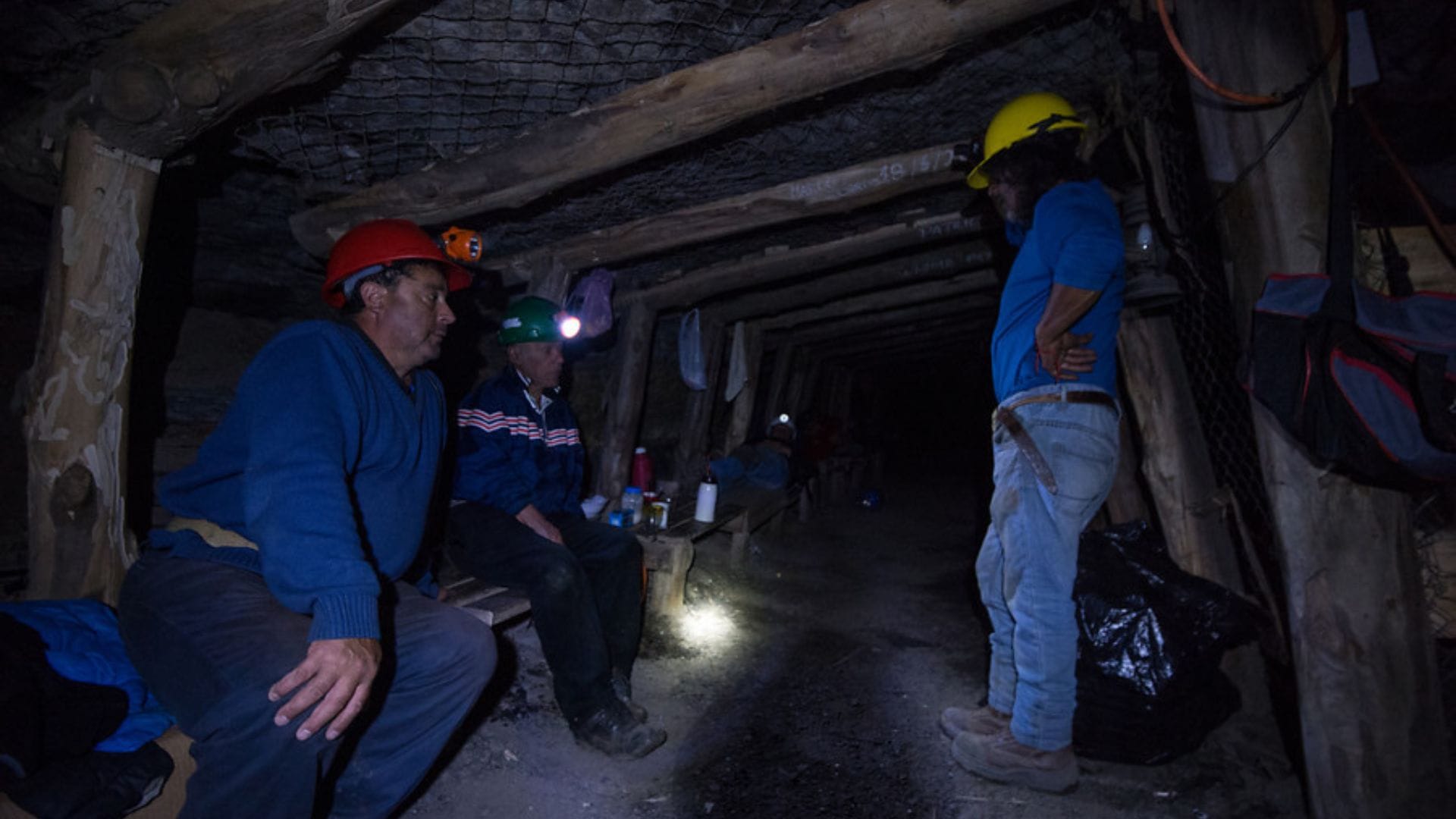 Ex trabajadores de centrales a carbón del Biobío recibirán apoyo para reconvertirse en empresarios