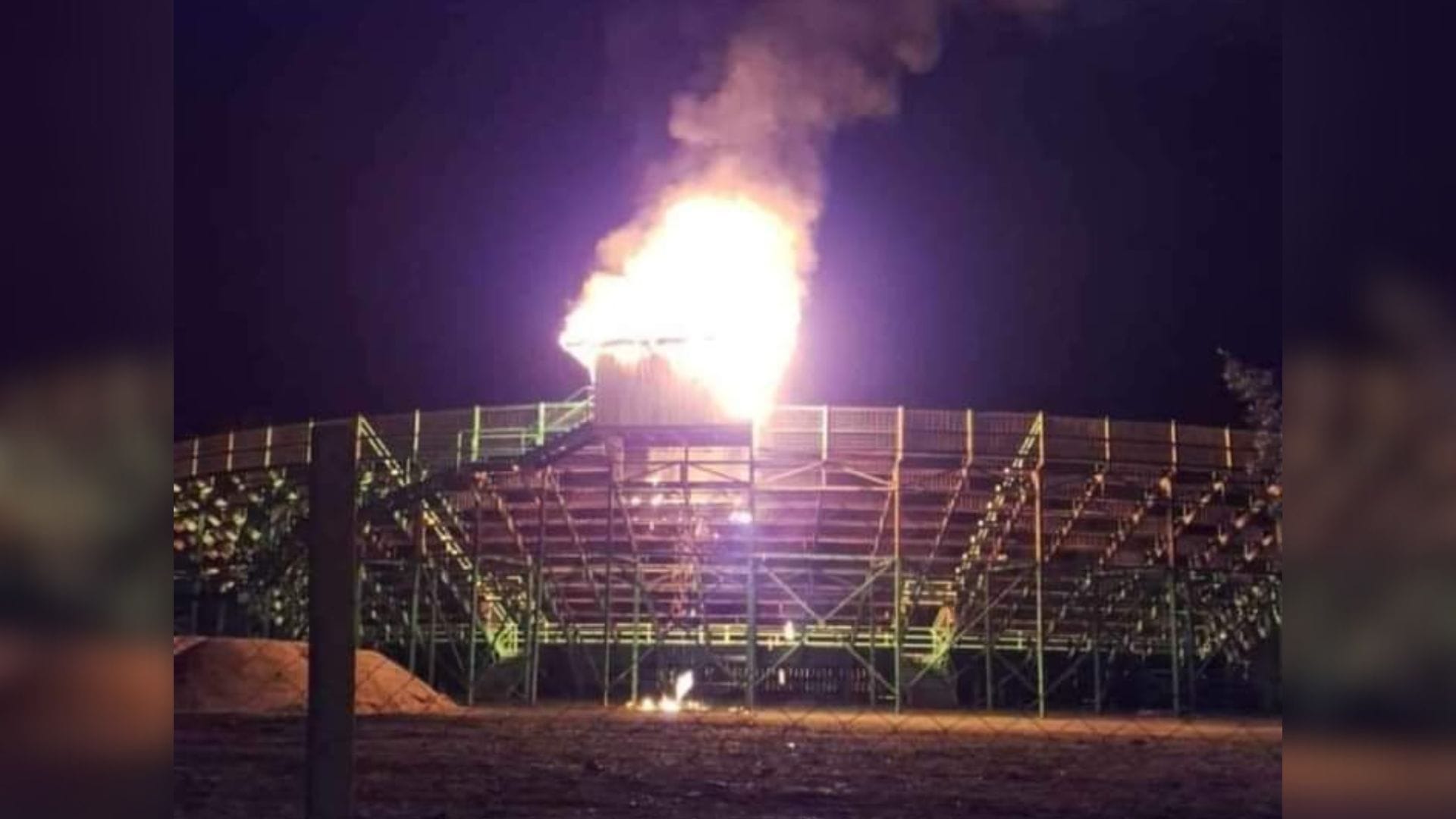 Incendio afecta a medialuna de Cabrero que se inauguraría en septiembre