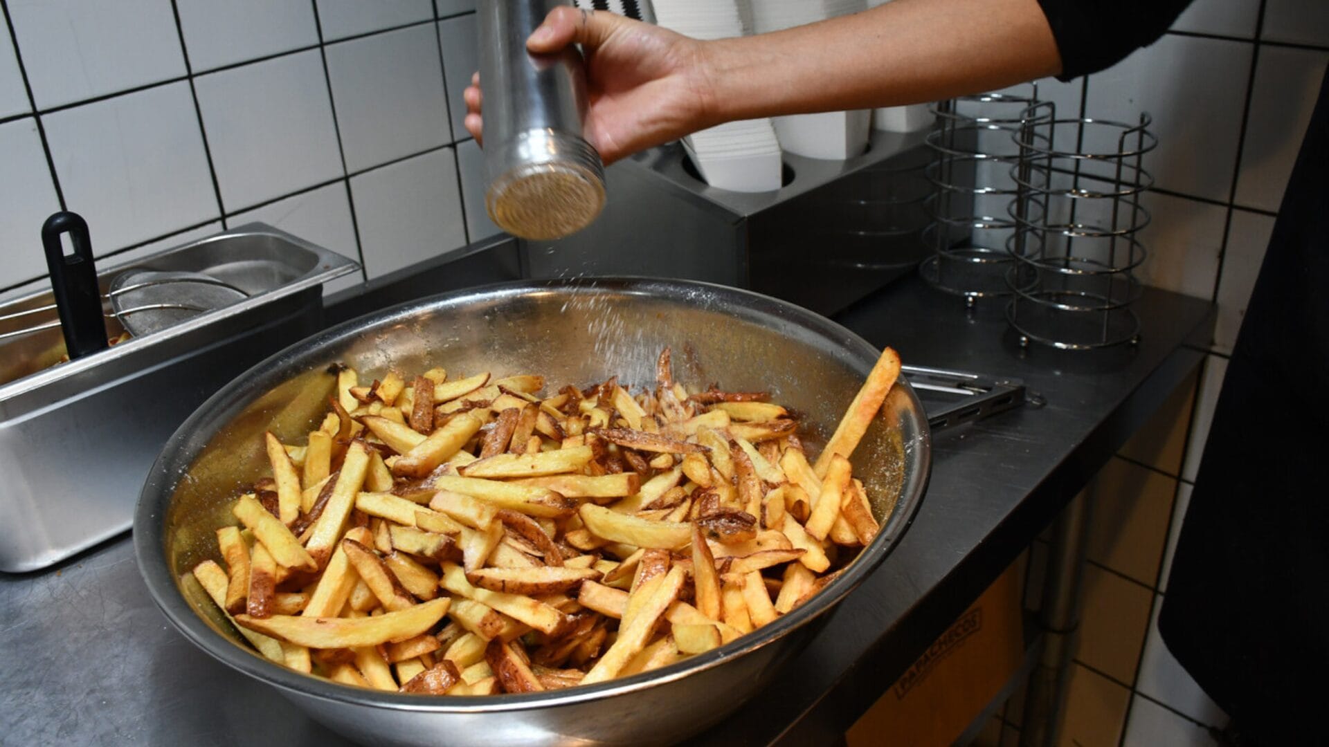 Día de las Papas Fritas: Chileno pidió más de 100 porciones en un mes a través de Uber Eats