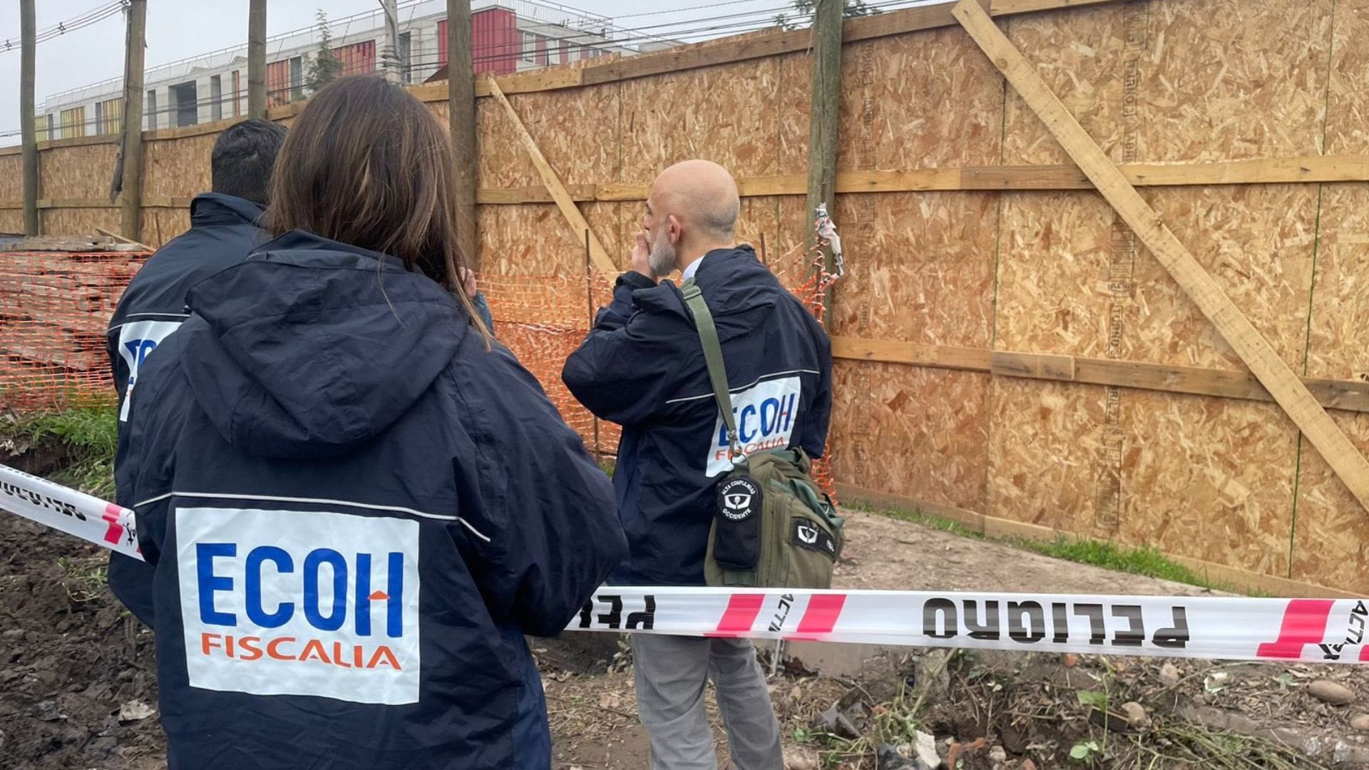 Aparece una pierna desmembrada en canal de Maipú: Indagan si pertenece a cuerpo descuartizado encontrado meses atrás