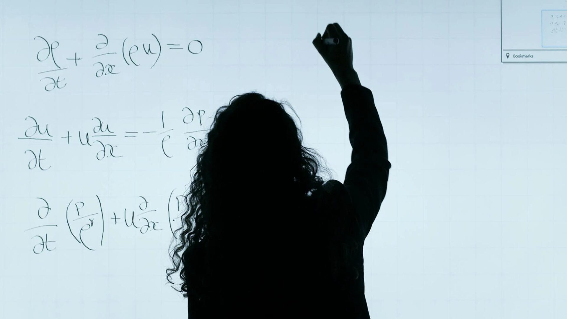 Portón de 200 kilos cayó sobre profesora en colegio de Quilpué: Sufrió diversas fracturas