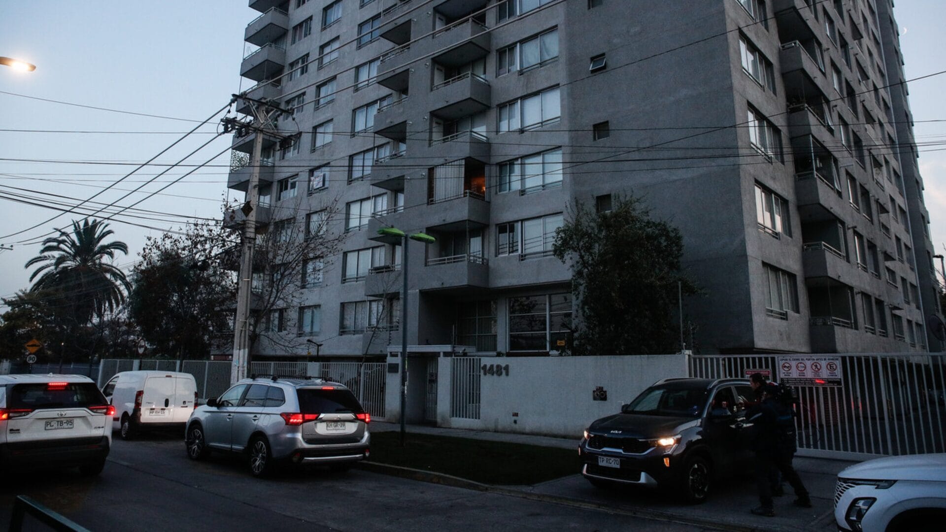 Sujetos roban auto con lactante en su interior en San Miguel: Abordaron a la madre cuando esperaba a su pareja