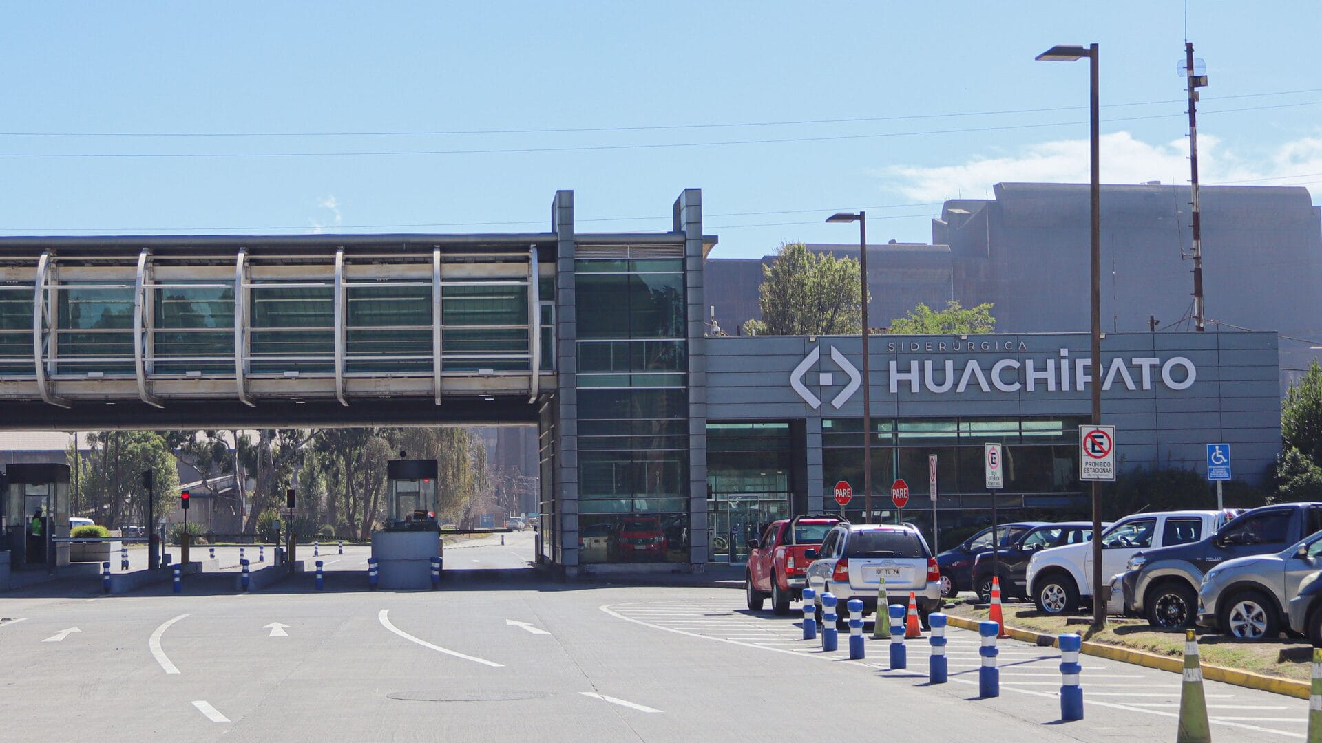 Ministro Nicolás Grau anuncia que presentarán plan para hacerse cargo del empleo en el Biobío tras cierre de Huachipato