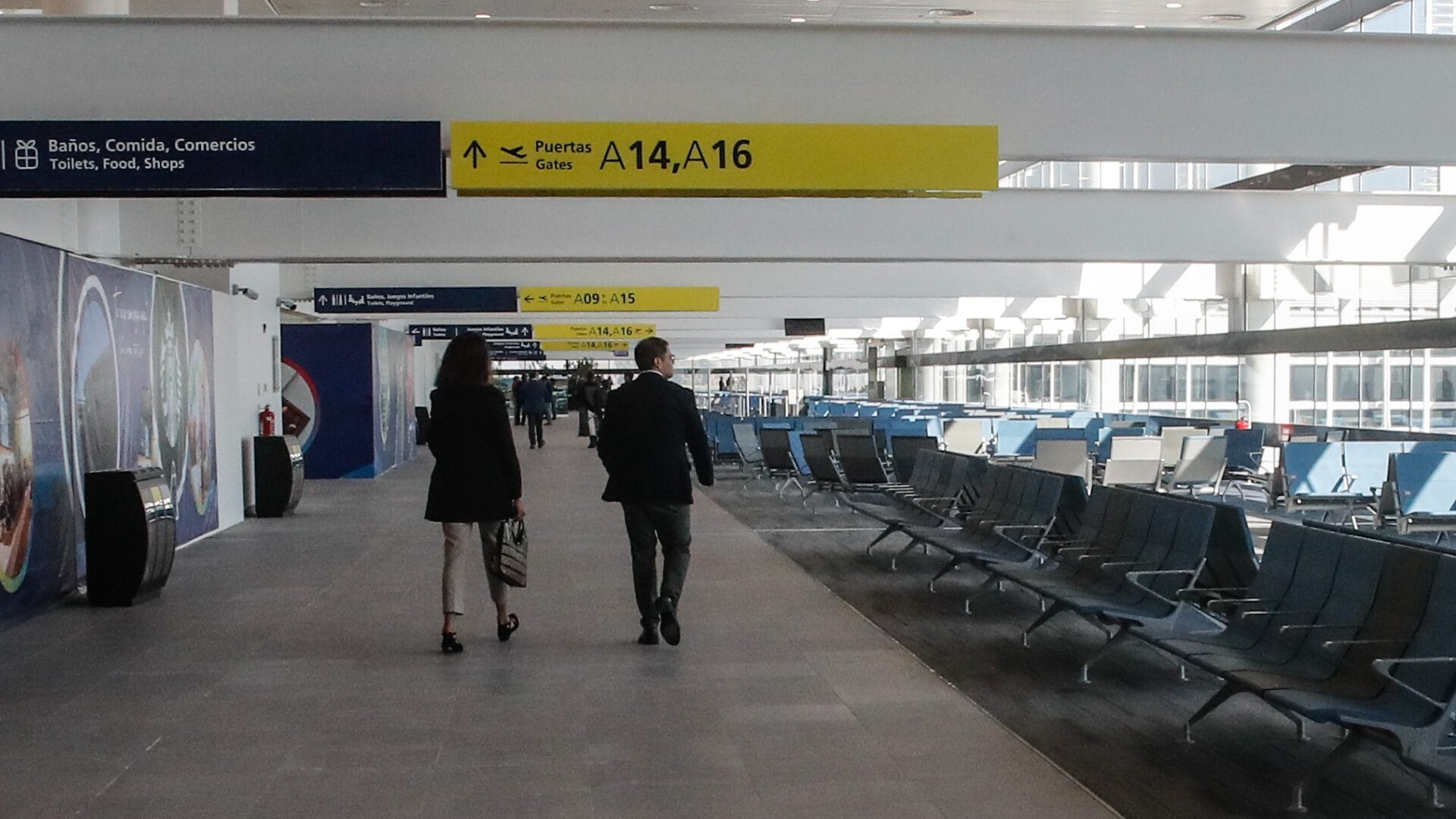 Tras llegar a un acuerdo con trabajadores: Finaliza paro en Aeropuerto de Santiago
