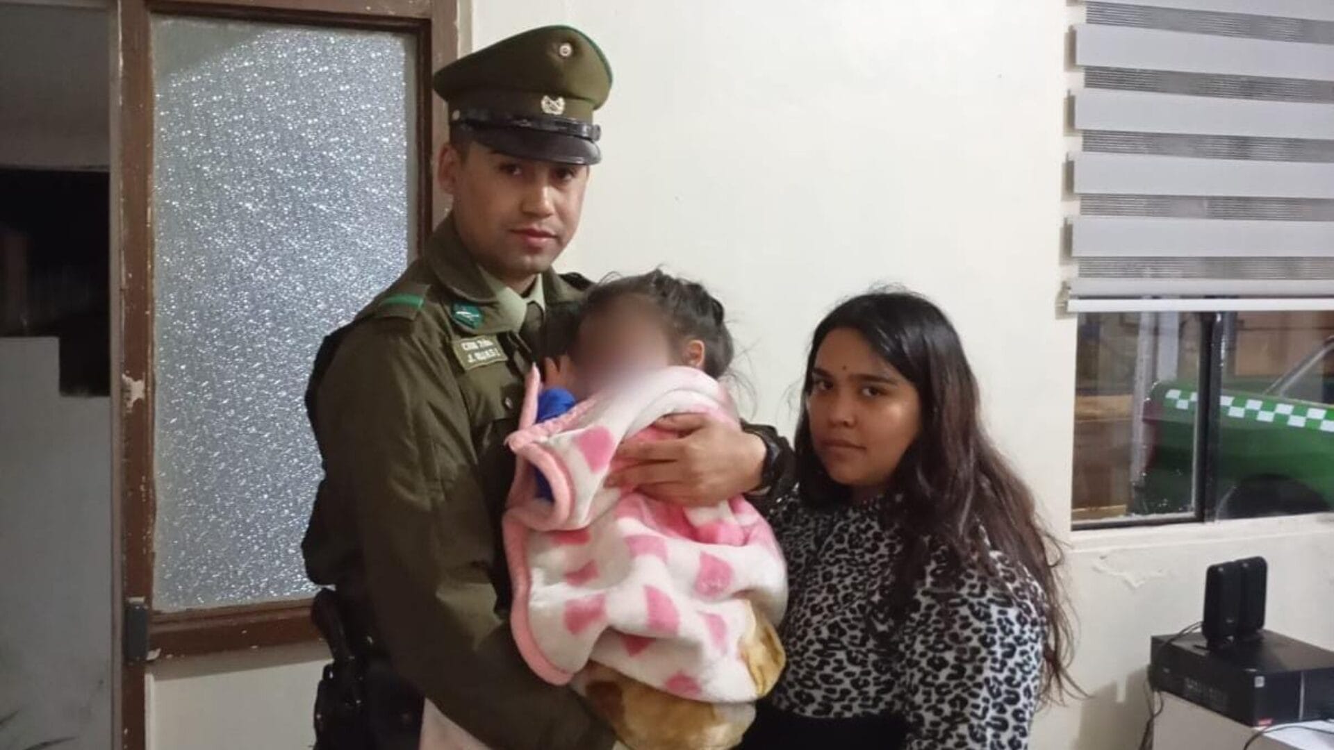 Padre llevó a cuartel a su hija sin signos vitales en Cobquecura: Lograron reanimarla tras segundos de angustia