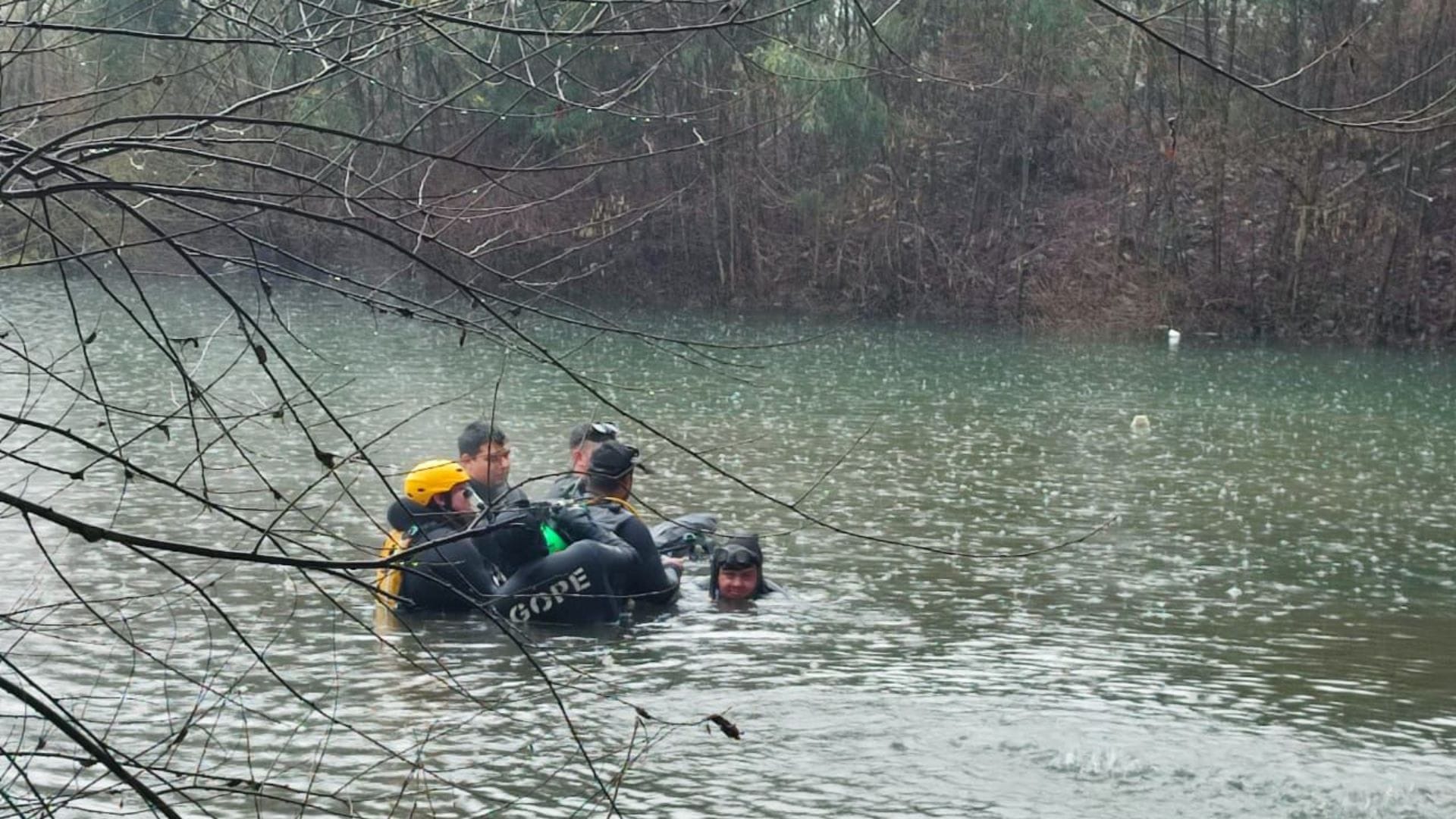 Un fallecido en Cautín: conductor pierde el control del vehículo y cae al río
