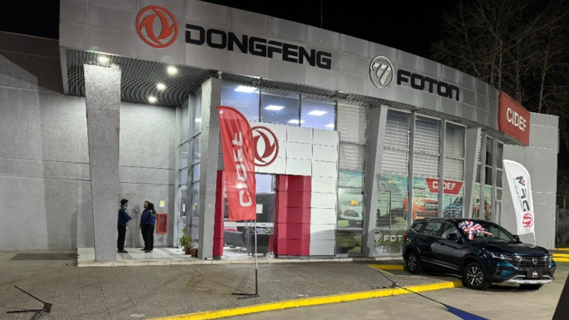 Automotora recibiría multa tras robo de al menos 10 vehículos de sede en Estación Central