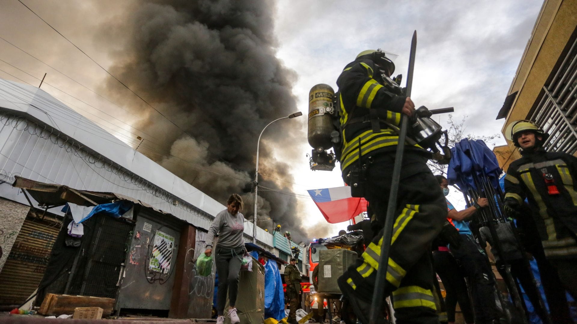 CNC expresa su preocupación por incendio en Meiggs: Aseguran que el barrio “está abandonado a su suerte”